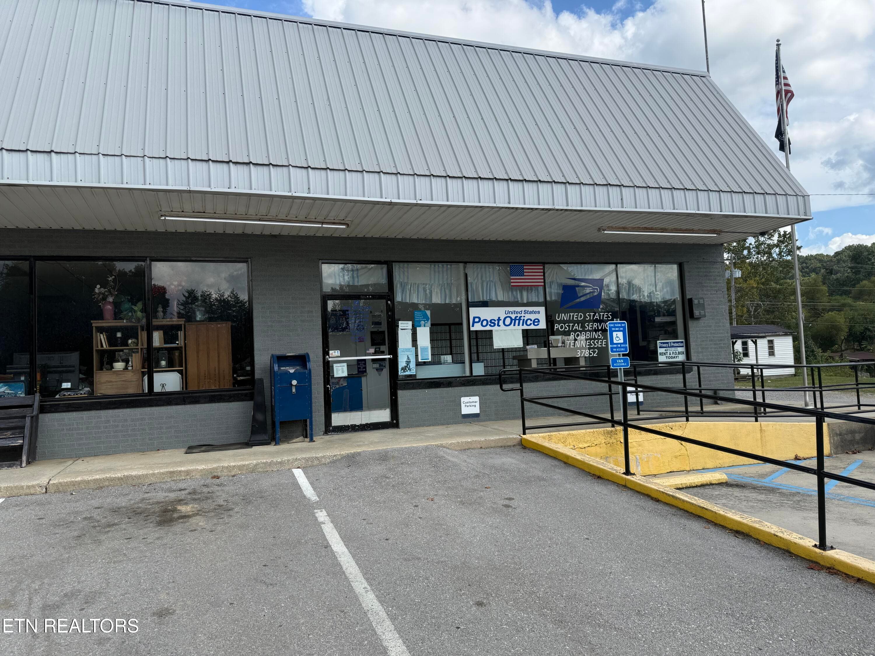 ROBBINS 30 - 5900 Scott Hwy, Robbins, TN 37852, Robbins