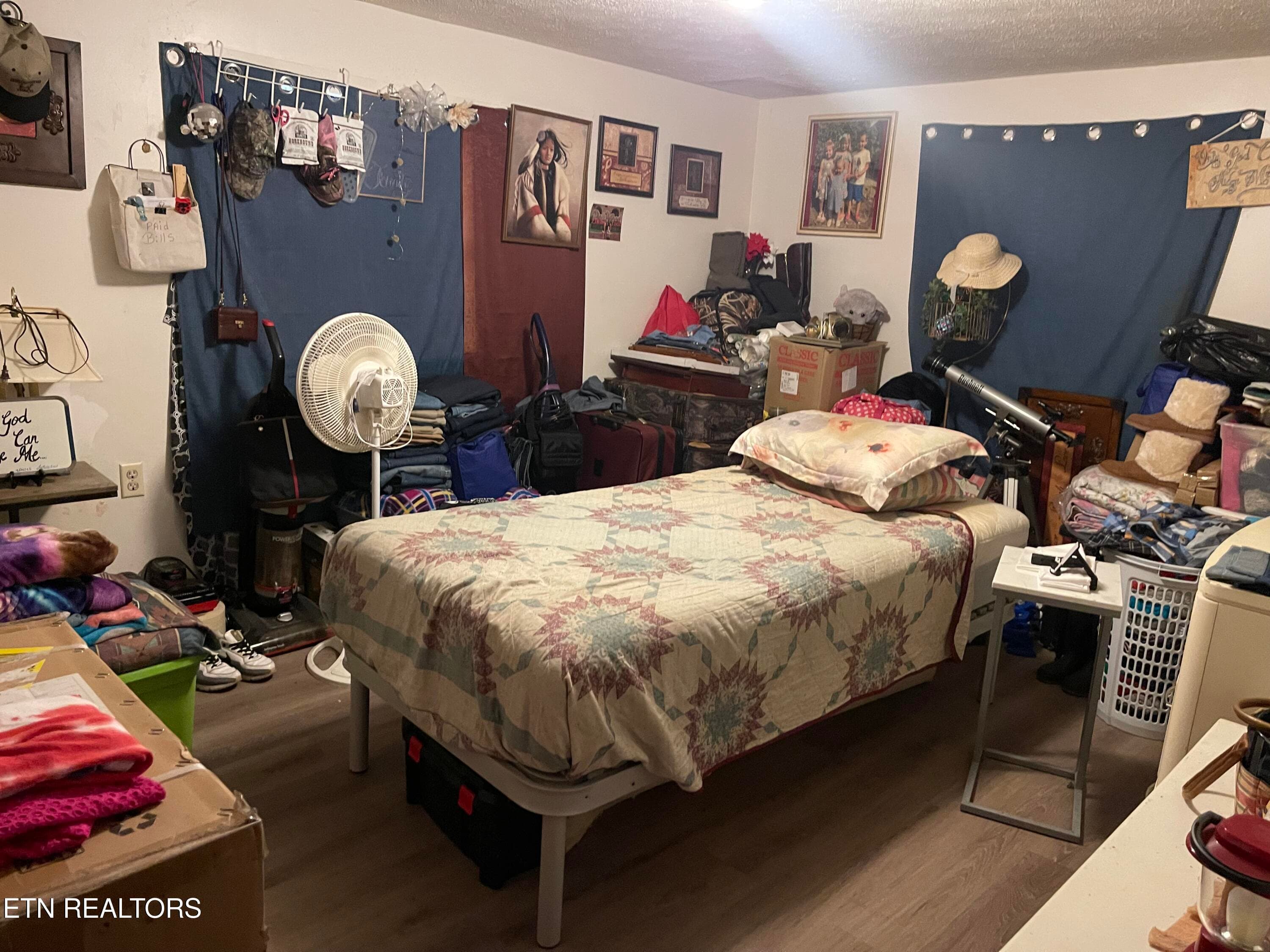 IMG_8931 - 1201 Smith St, Tazewell, TN 37879, Tazewell