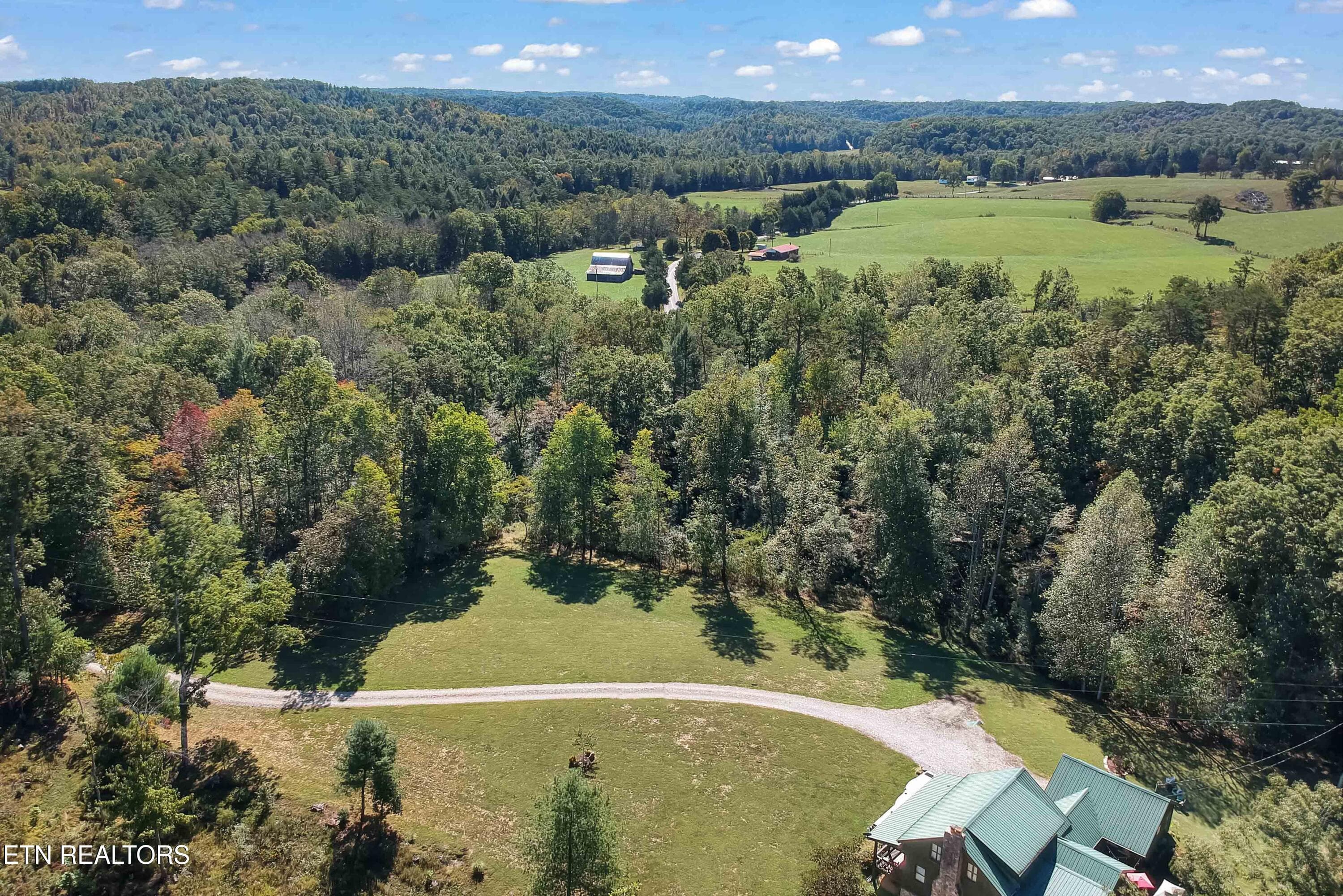 DJI_0058 - 4959 Grave Hill Rd, Oneida, TN 37841, Oneida