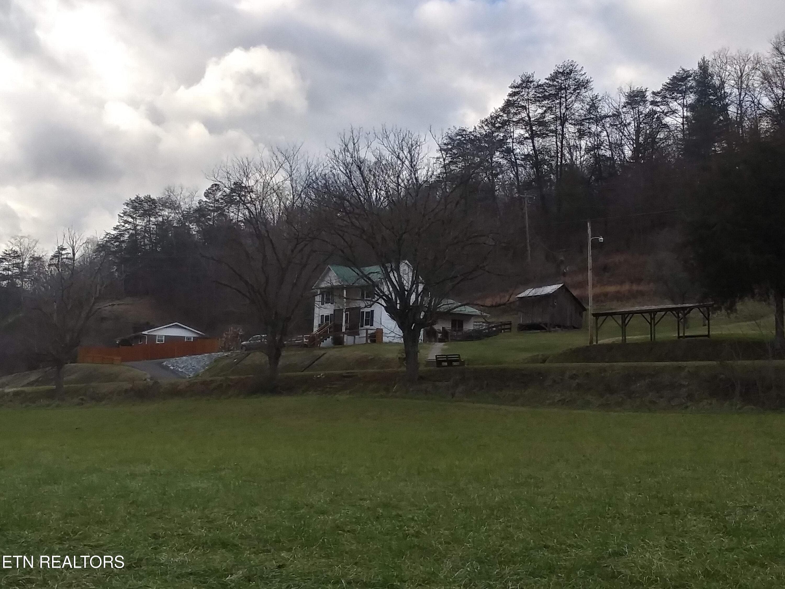 534 Ruritan Run Rd, Gate City, VA 24251