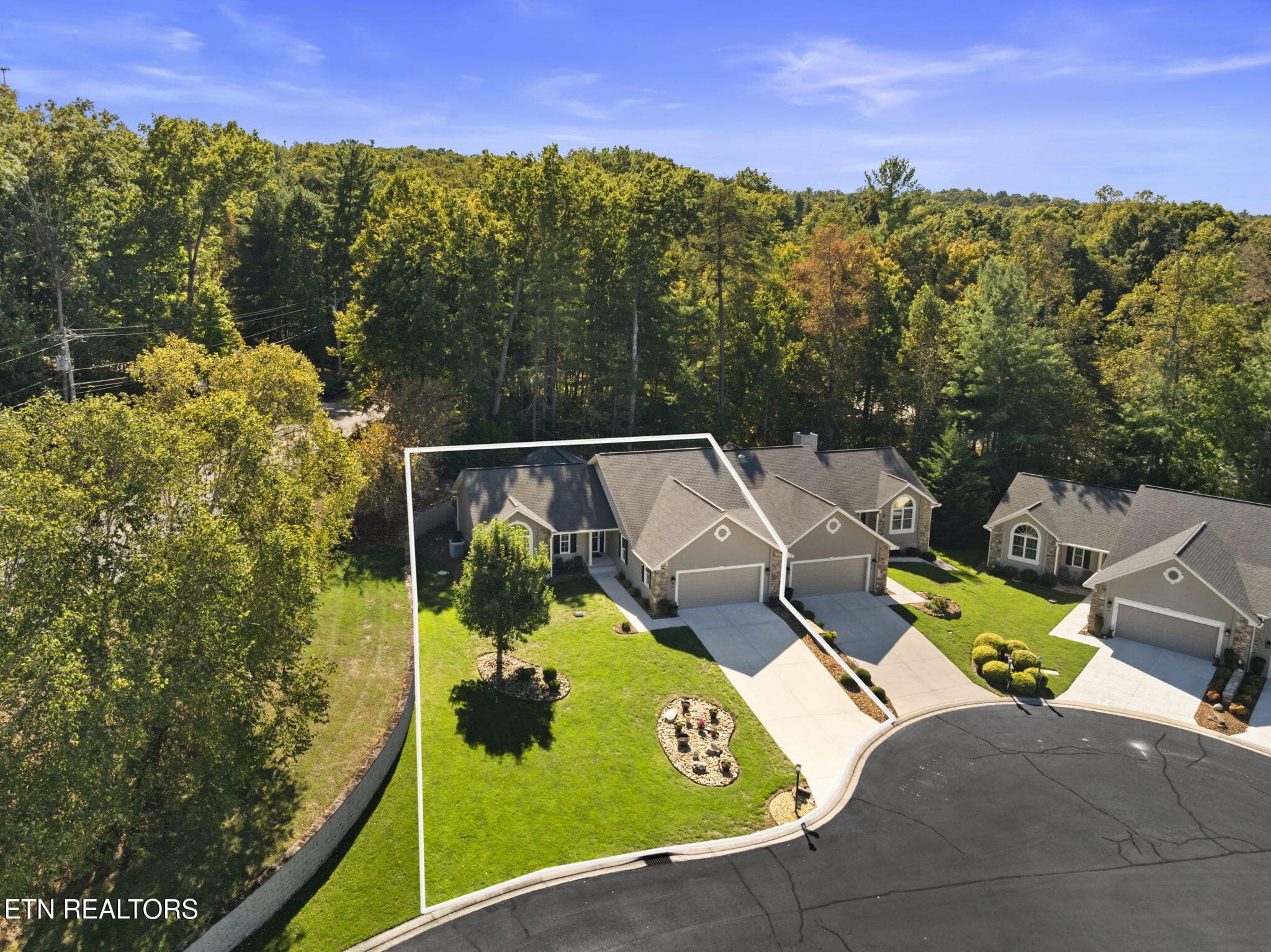 49-web-or-mls-DJI_20261005141404_0780_D - 35 Heatherhurst Circle 22, Fairfield Glade, TN 38558, Fairfield Glade
