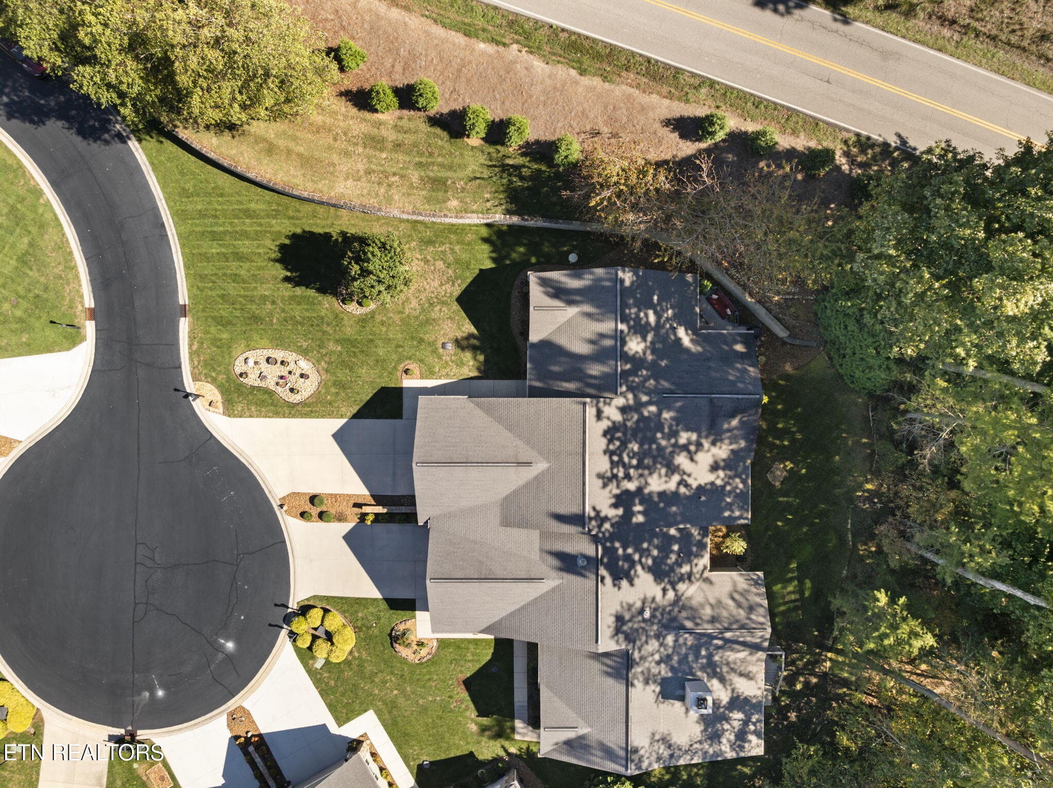 44-web-or-mls-DJI_20261005141444_0782_D - 35 Heatherhurst Circle 22, Fairfield Glade, TN 38558, Fairfield Glade