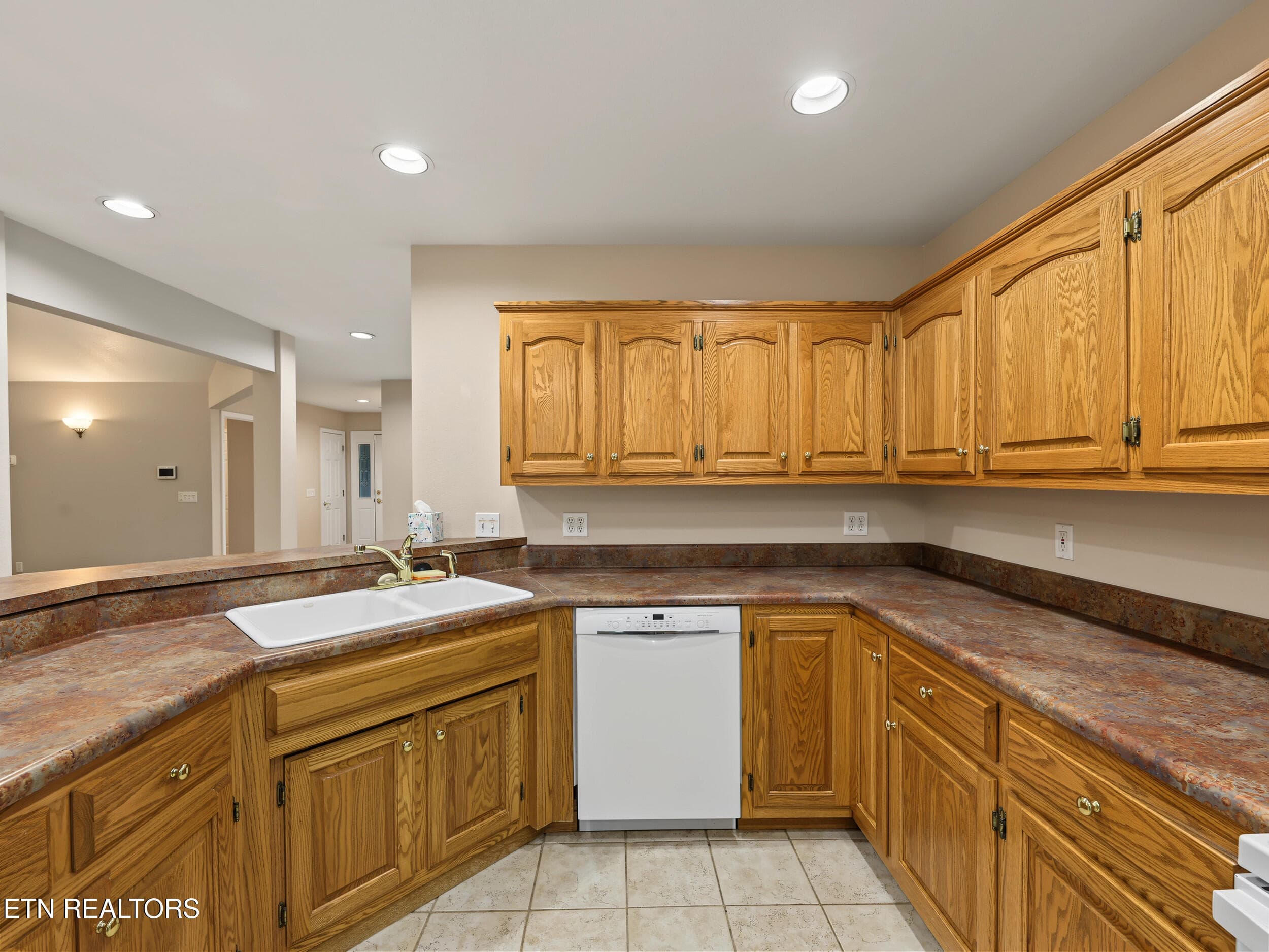 7_img_4515 - 937 Saint Johns Drive, Maryville, TN 37801, Maryville