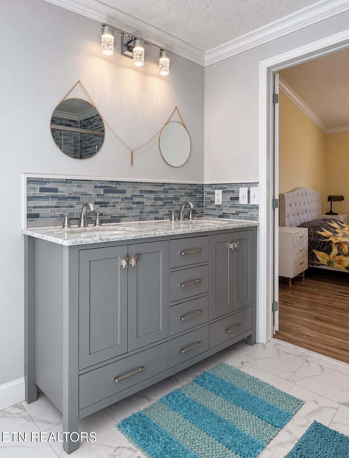 15_Primary_Bath_Double_Vanity - 251 Last LZ Lane, Speedwell, TN 37870, Speedwell