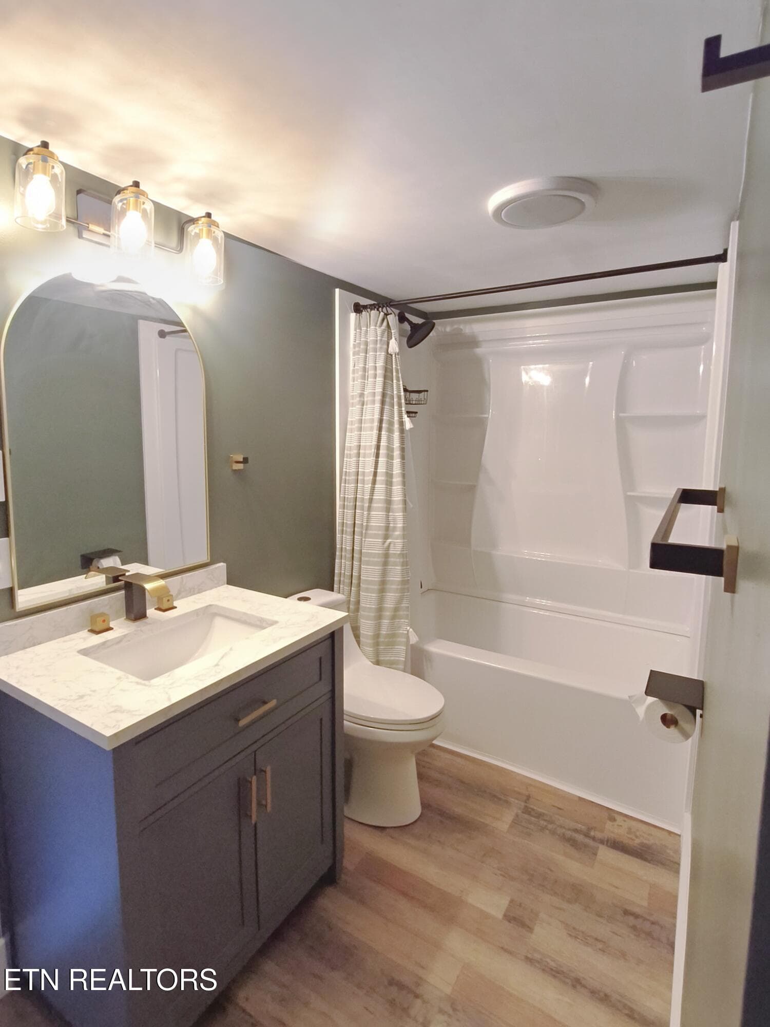 20_Basement_Bathroom - 5819 Wilkerson Rd, Knoxville, TN 37912, Knoxville
