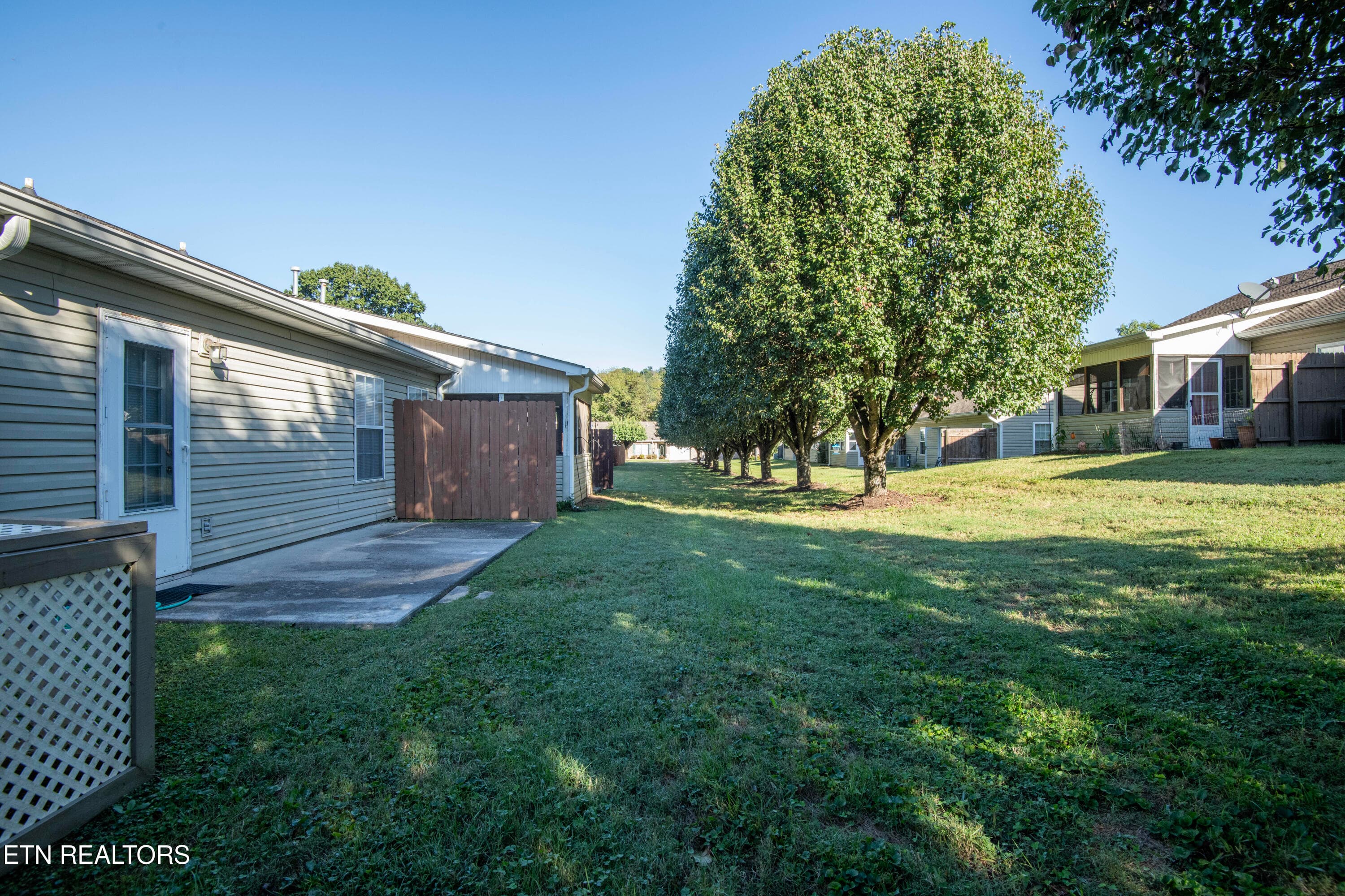 yard 4 - 4022 Darwin Way, Knoxville, TN 37918, Knoxville
