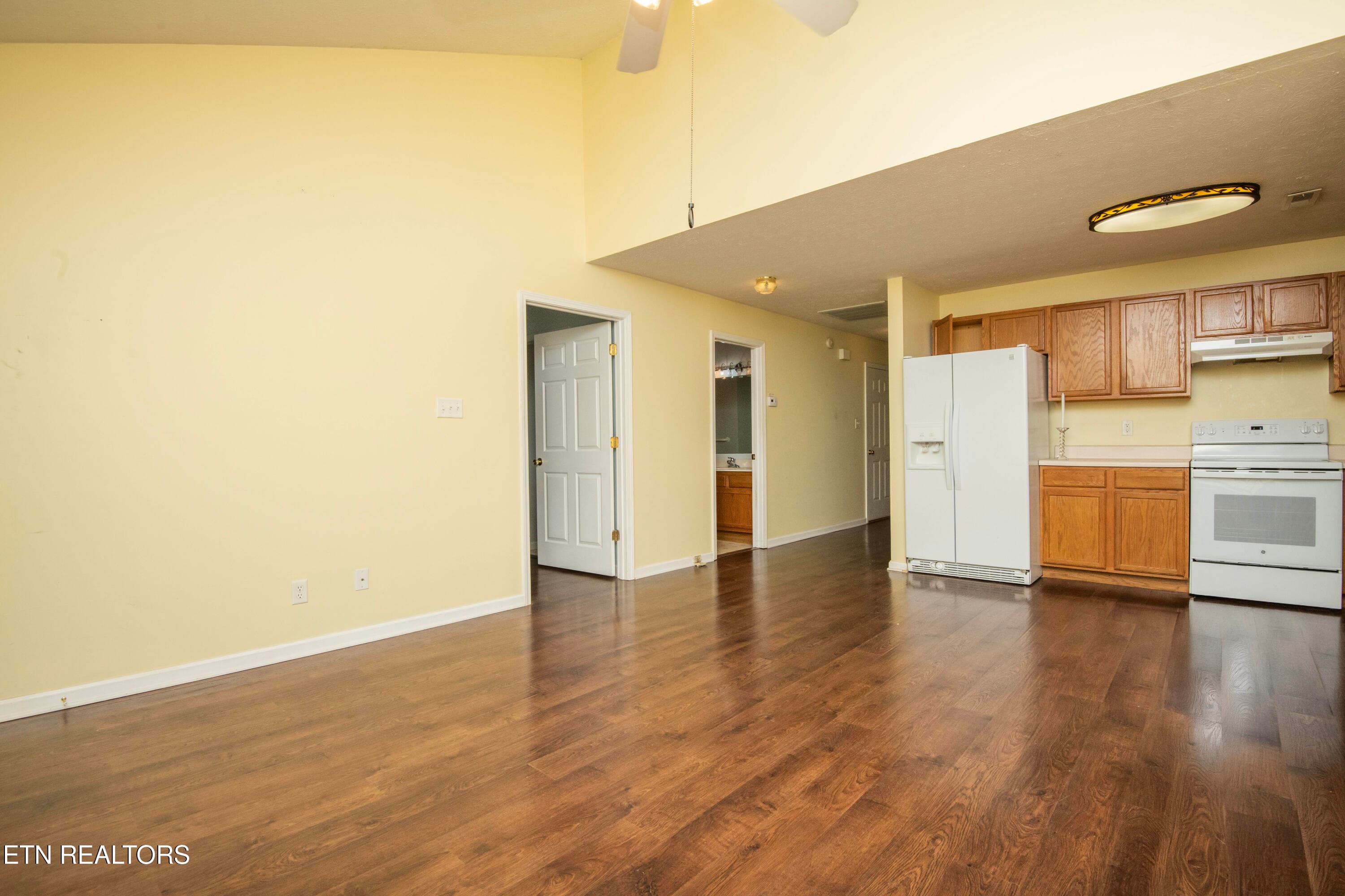 living 4 - 4022 Darwin Way, Knoxville, TN 37918, Knoxville