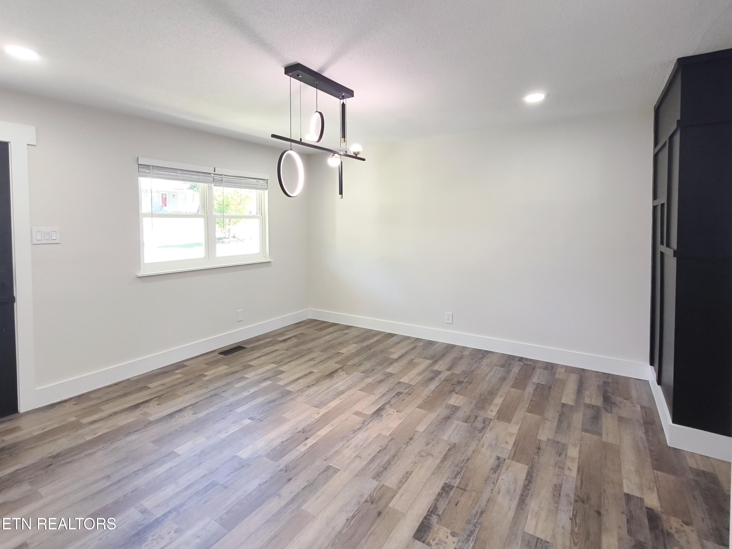 1791230422391_MLS_EDITED - 5819 Wilkerson Rd, Knoxville, TN 37912, Knoxville
