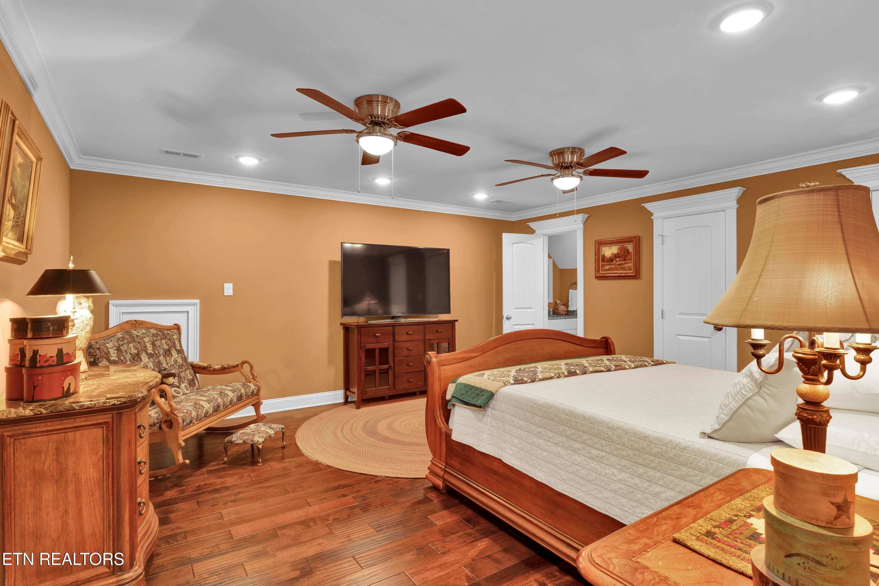 Upstairs Bedroom - 3812 Jackson Bend Drive, Louisville, TN 37777, Louisville