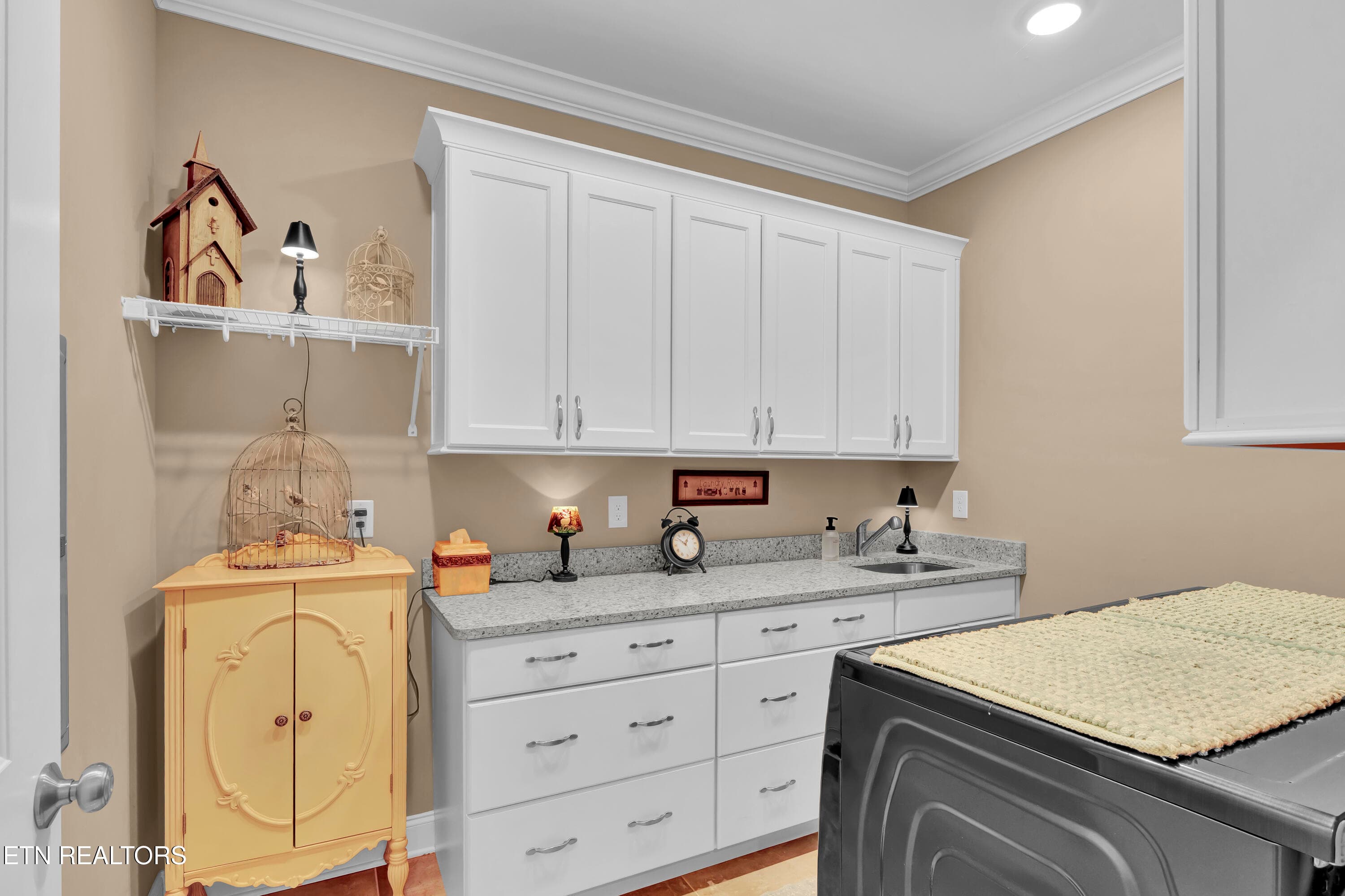 Laundry Room - 3812 Jackson Bend Drive, Louisville, TN 37777, Louisville