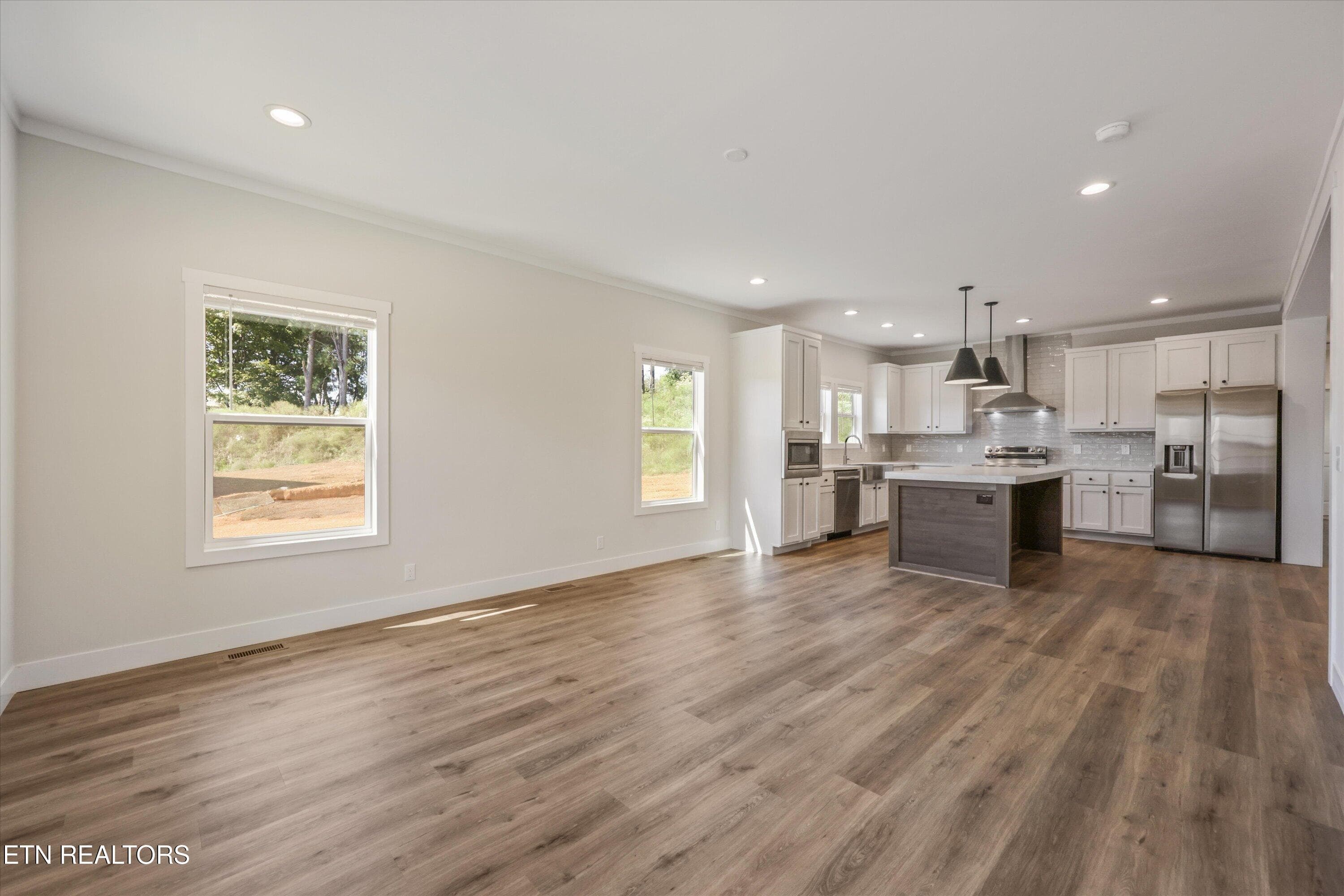 Living Room - 108 Federal Ferry Circle, Vonore, TN 37885, Vonore