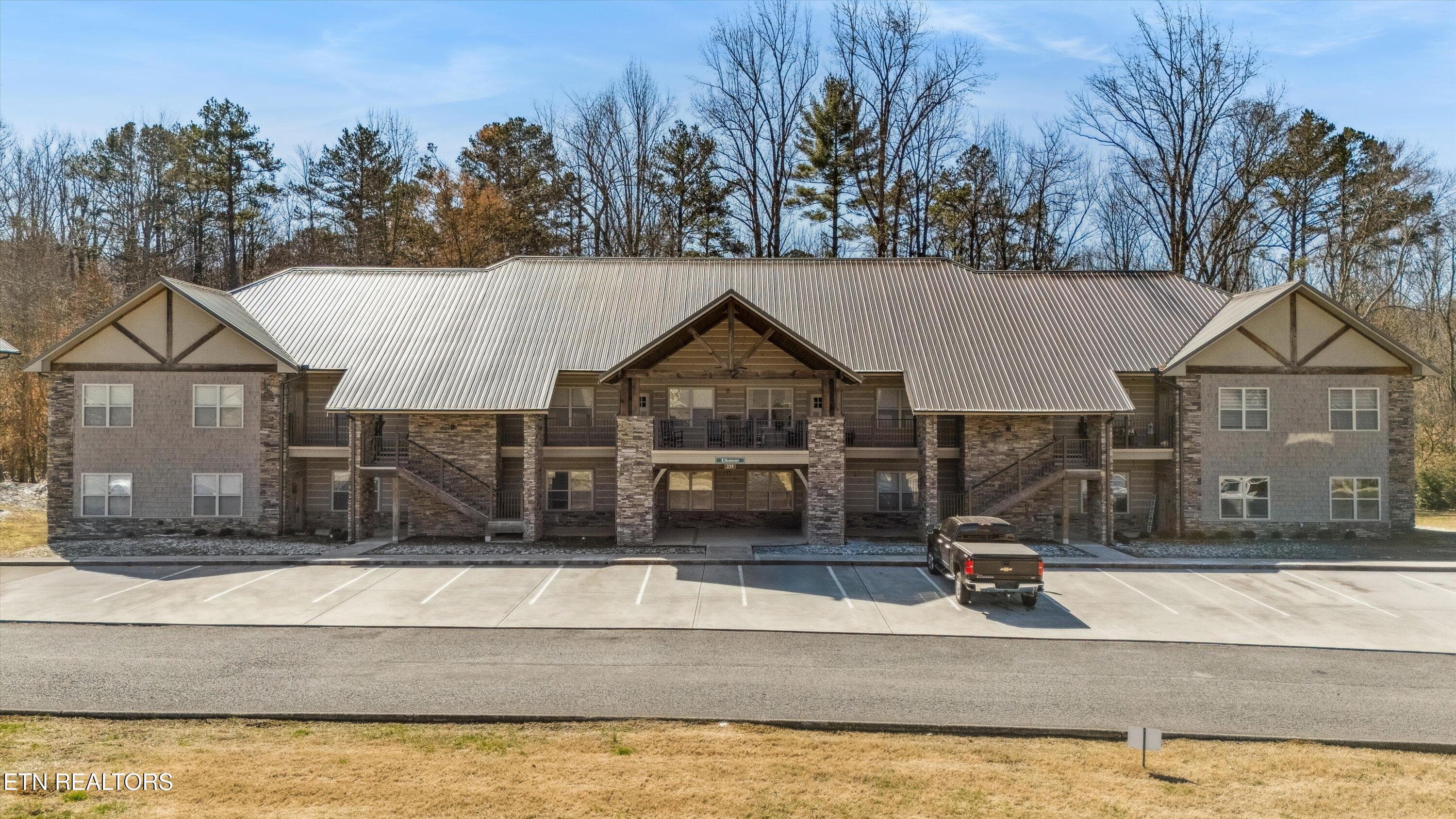 235 Bishops Cap Circle 102, Townsend, TN 37882