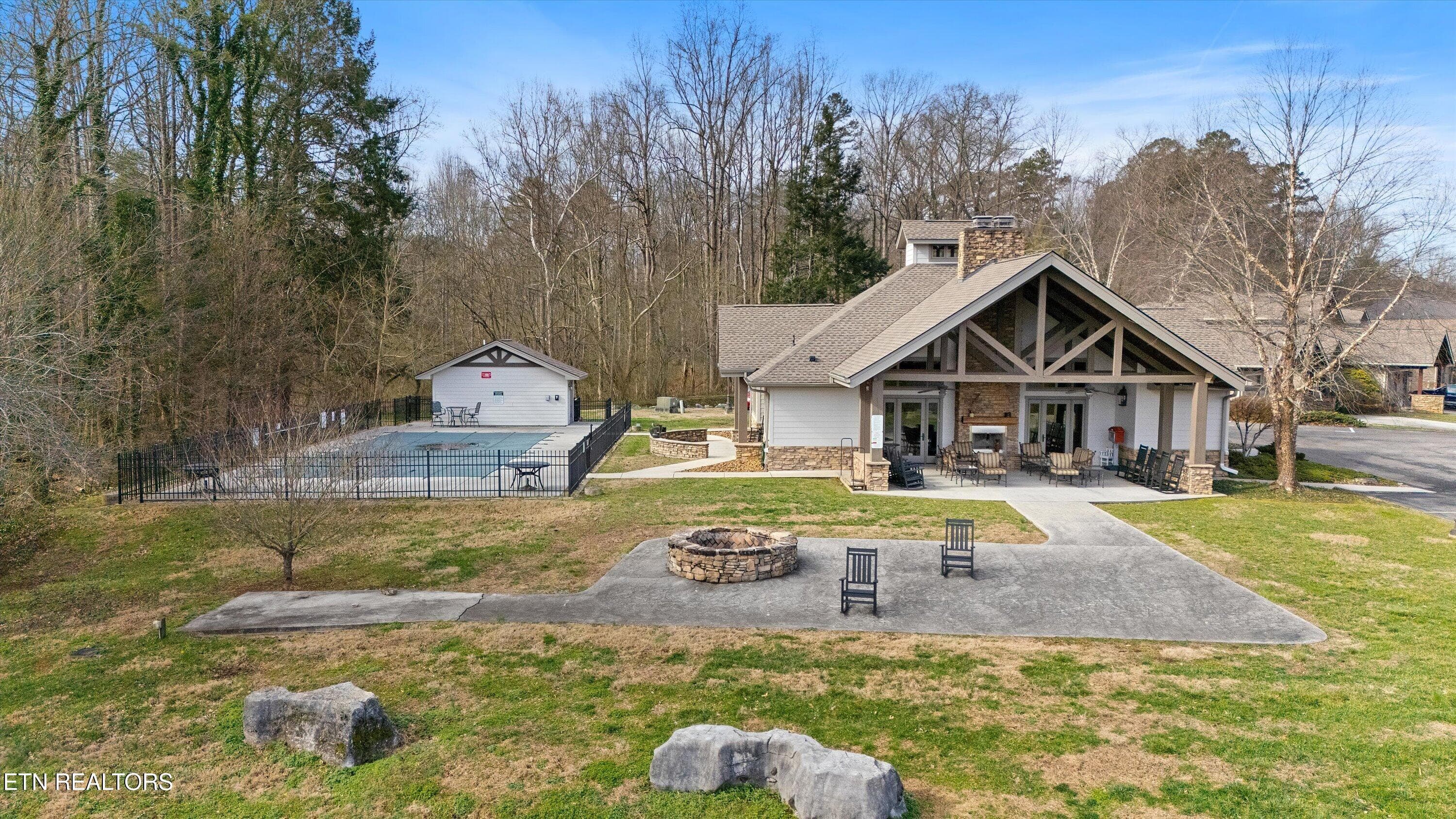 BC23 - 235 Bishops Cap Circle 102, Townsend, TN 37882, Townsend