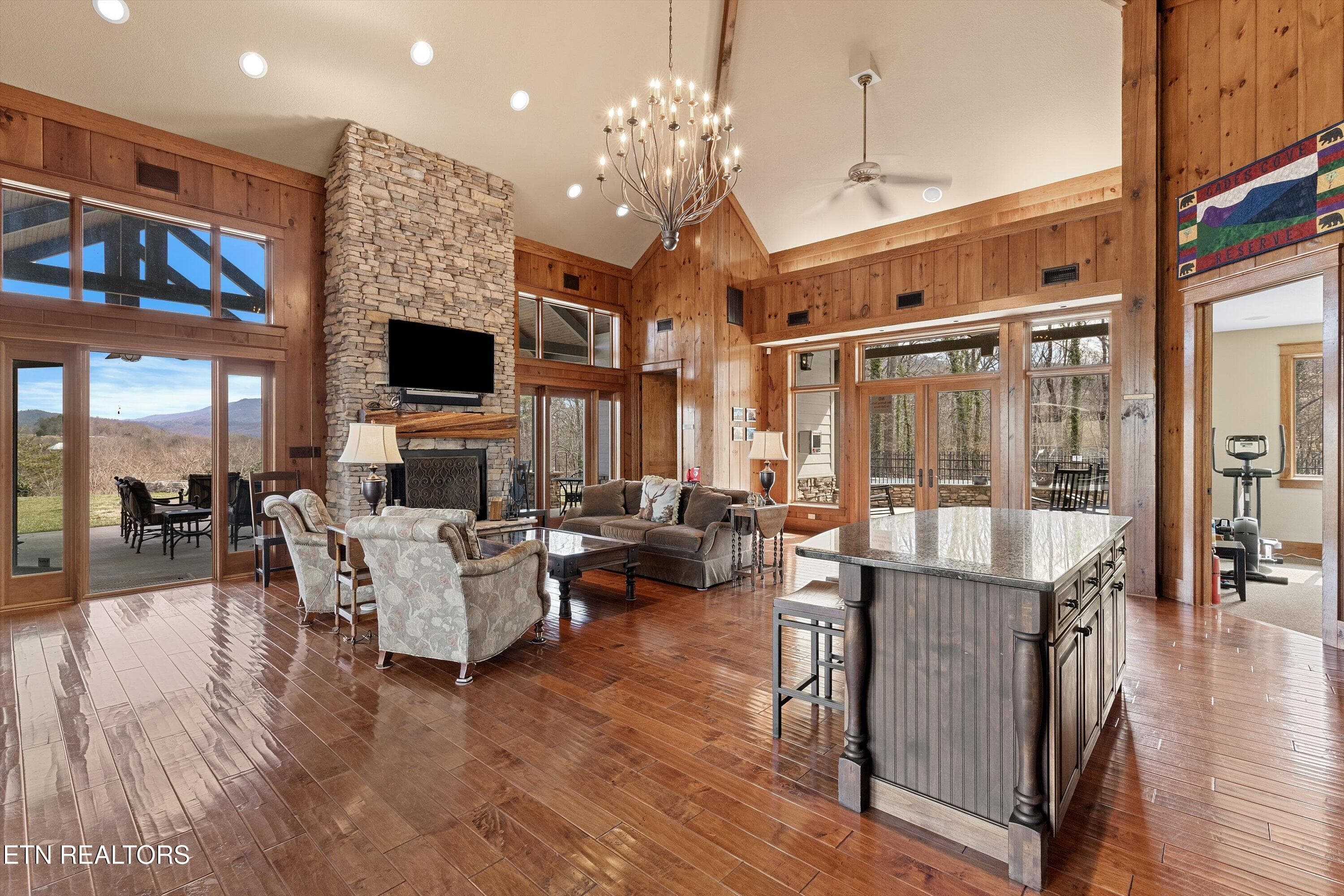 BC25 - 235 Bishops Cap Circle 102, Townsend, TN 37882, Townsend