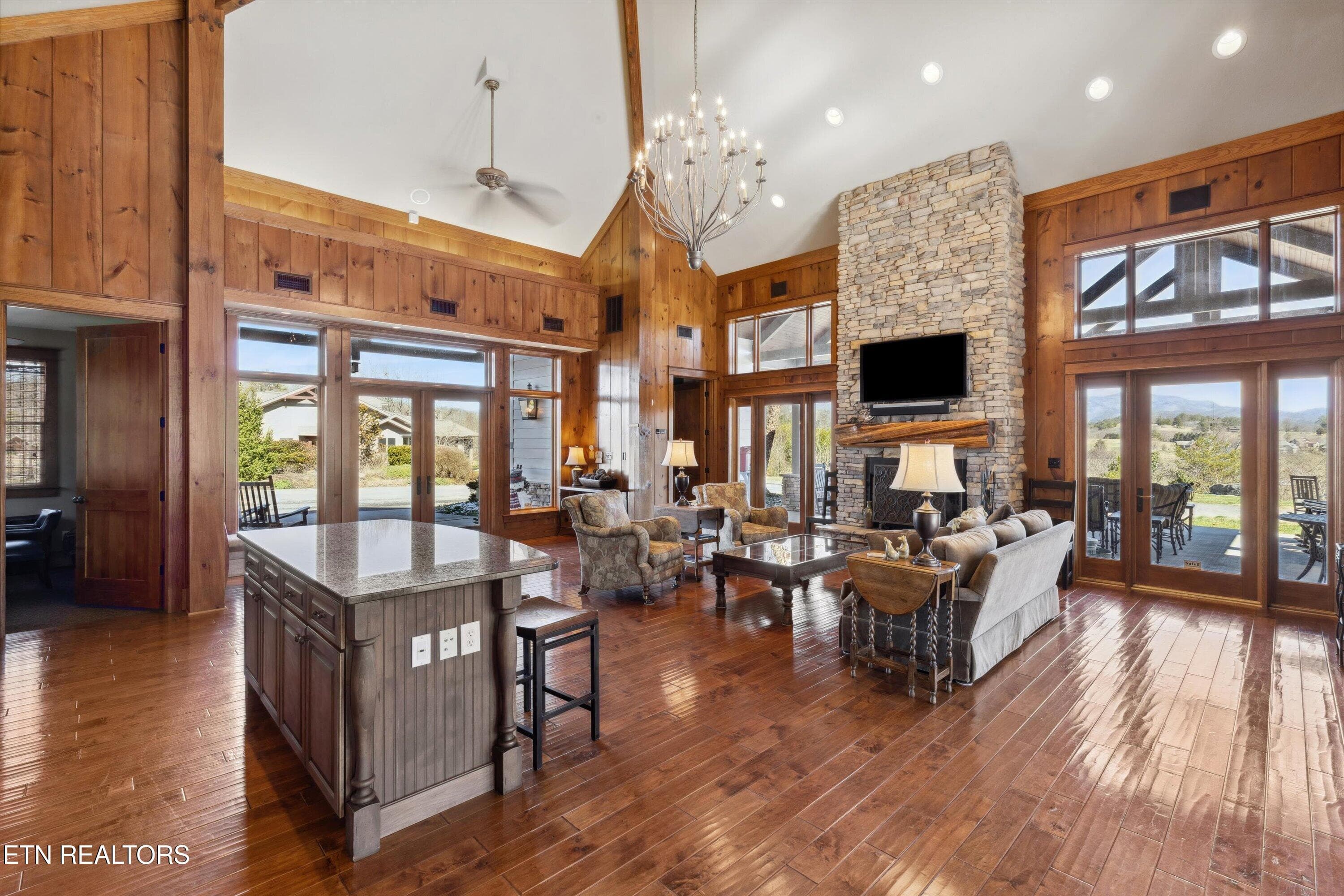 BC26 - 235 Bishops Cap Circle 102, Townsend, TN 37882, Townsend