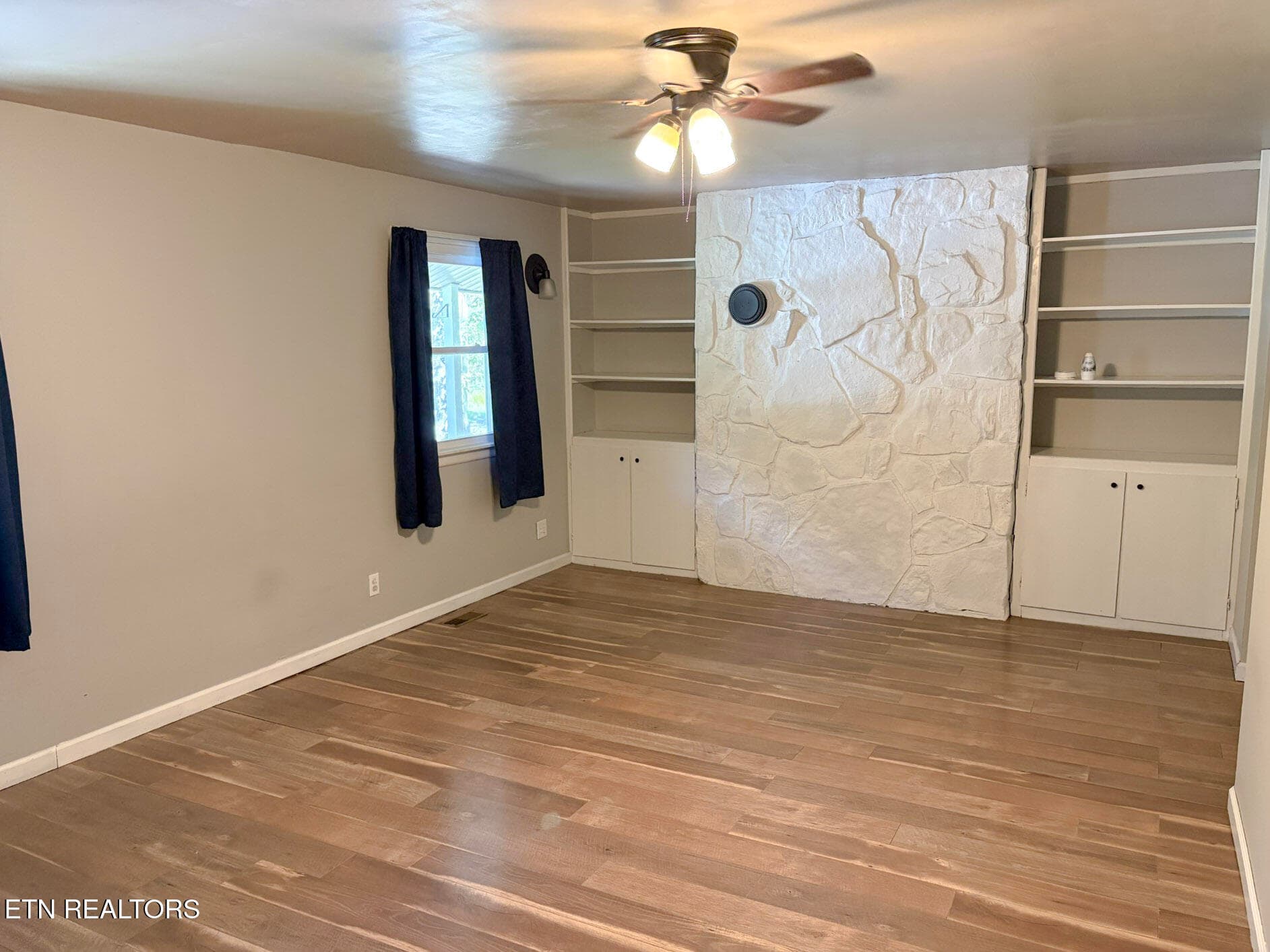 Master Bedroom - 2107 Whitehorse Drive, Crossville, TN 38572, Crossville