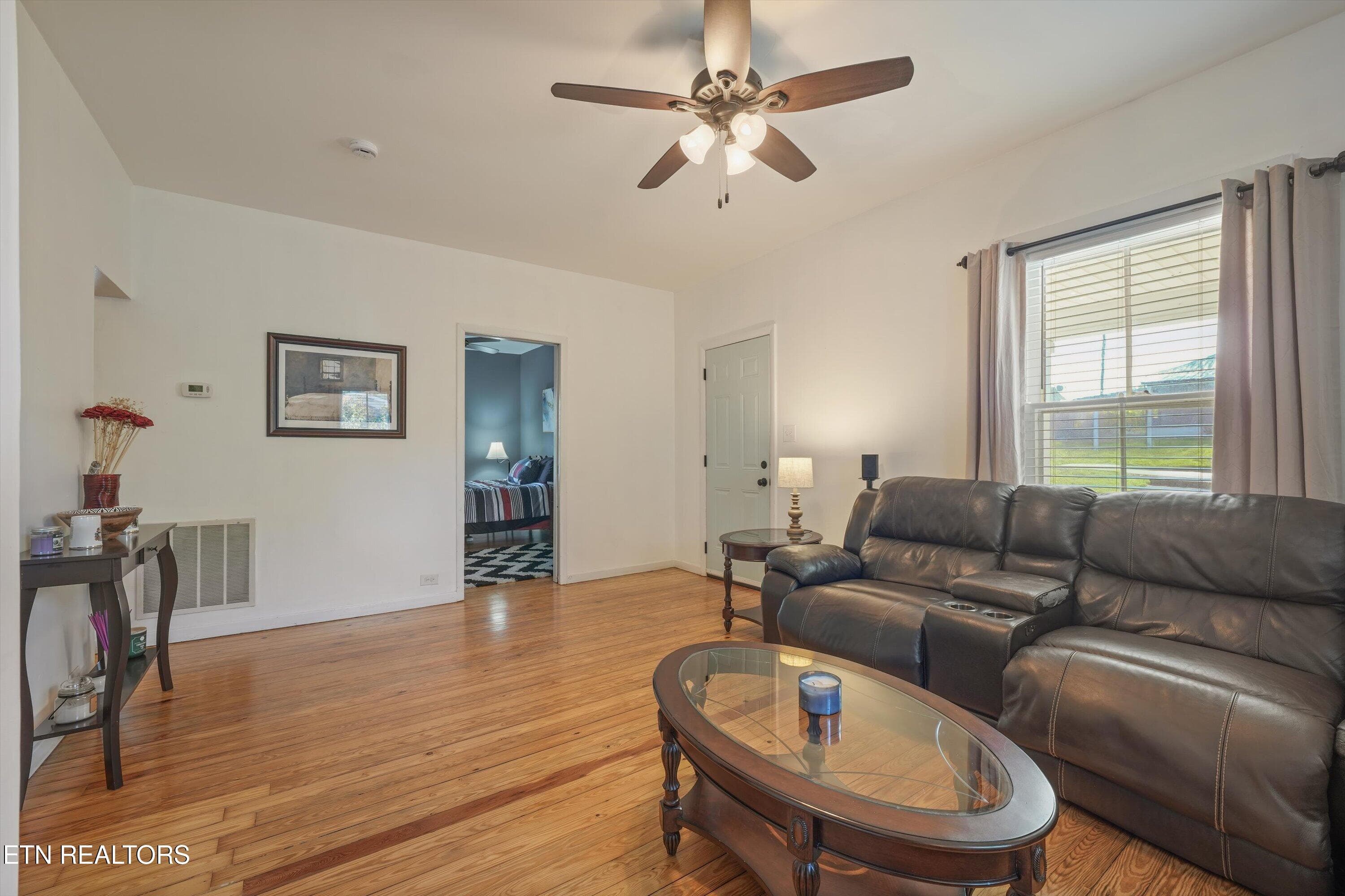 09-246 Glascock St13 - 246 Glascock St, Alcoa, TN 37701, Alcoa