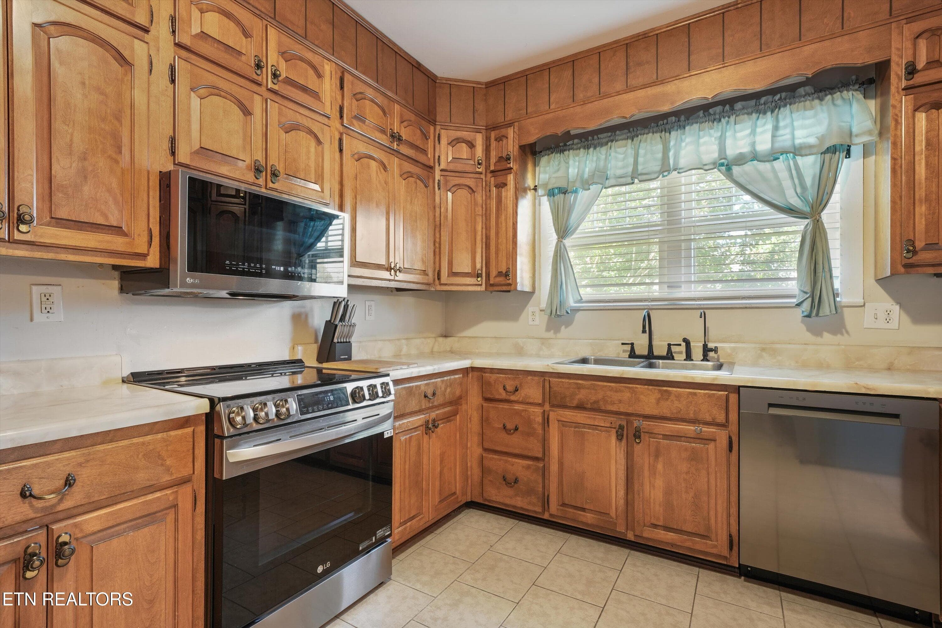 13-246 Glascock St17 - 246 Glascock St, Alcoa, TN 37701, Alcoa