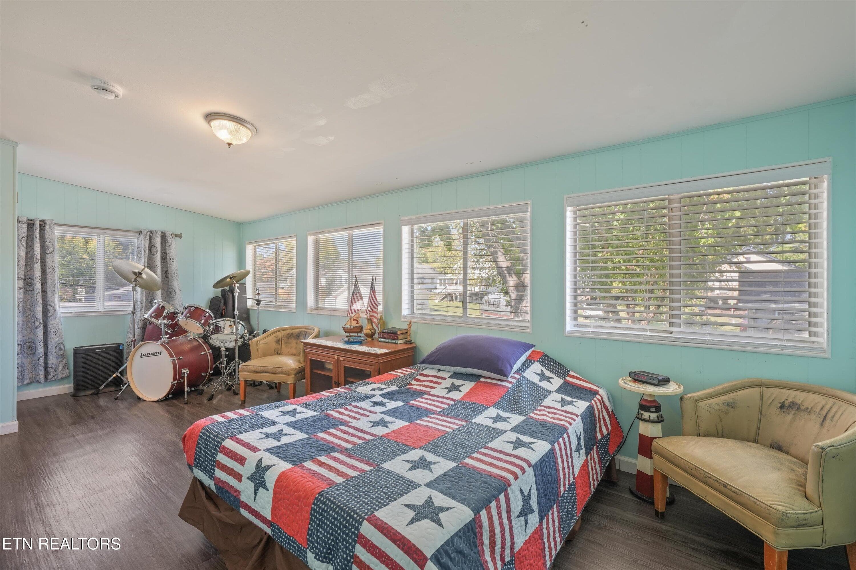 29-246 Glascock St33 - 246 Glascock St, Alcoa, TN 37701, Alcoa
