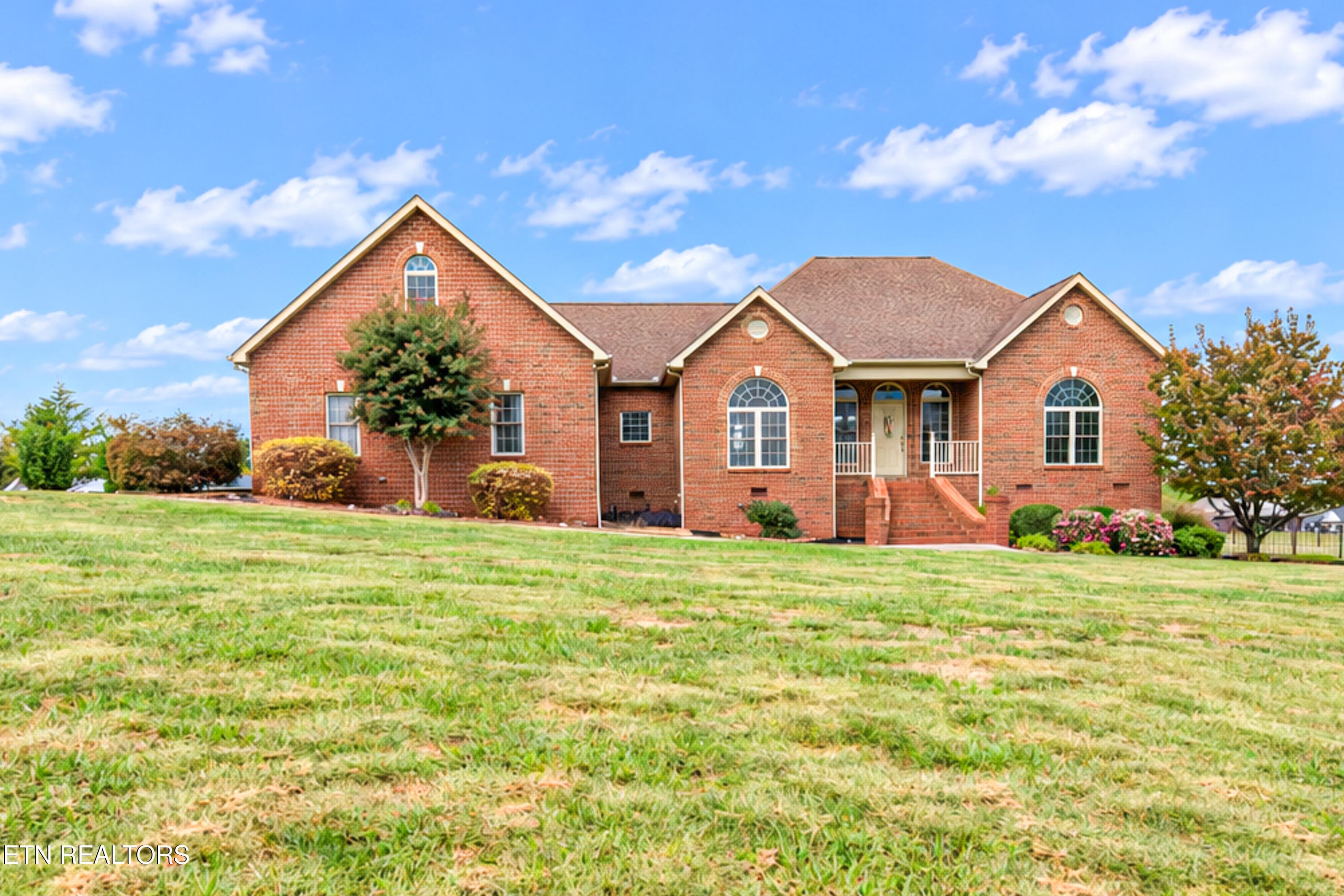616 Kinsey Davis Drive, Walland, TN 37886