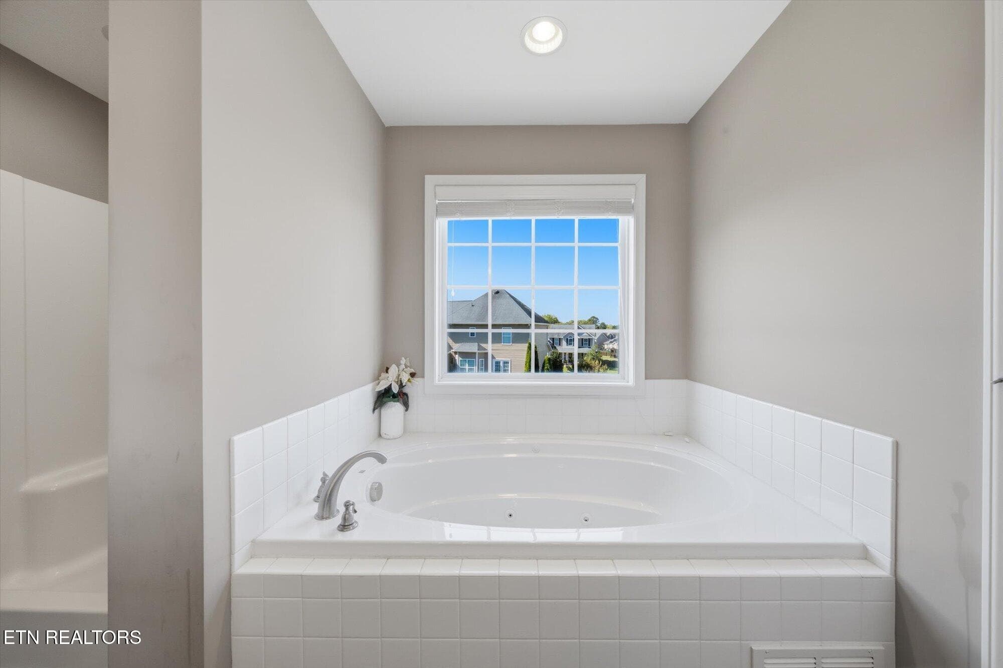 25 - 2421 Clinging Vine Lane, Knoxville, TN 37931, Knoxville