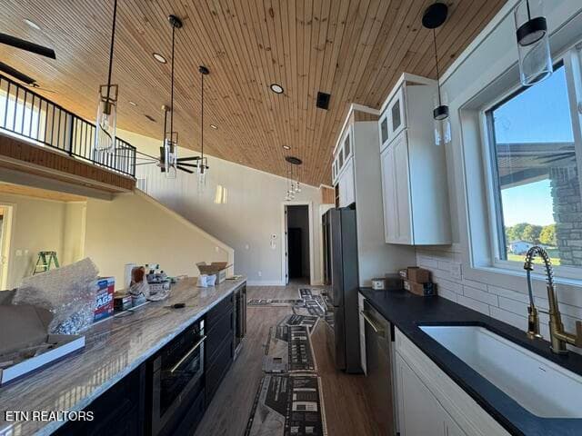 Kitchen towards steps - 180 County Line Rd, Dandridge, TN 37725, Dandridge
