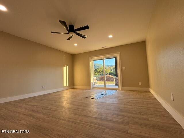 Family room - 180 County Line Rd, Dandridge, TN 37725, Dandridge