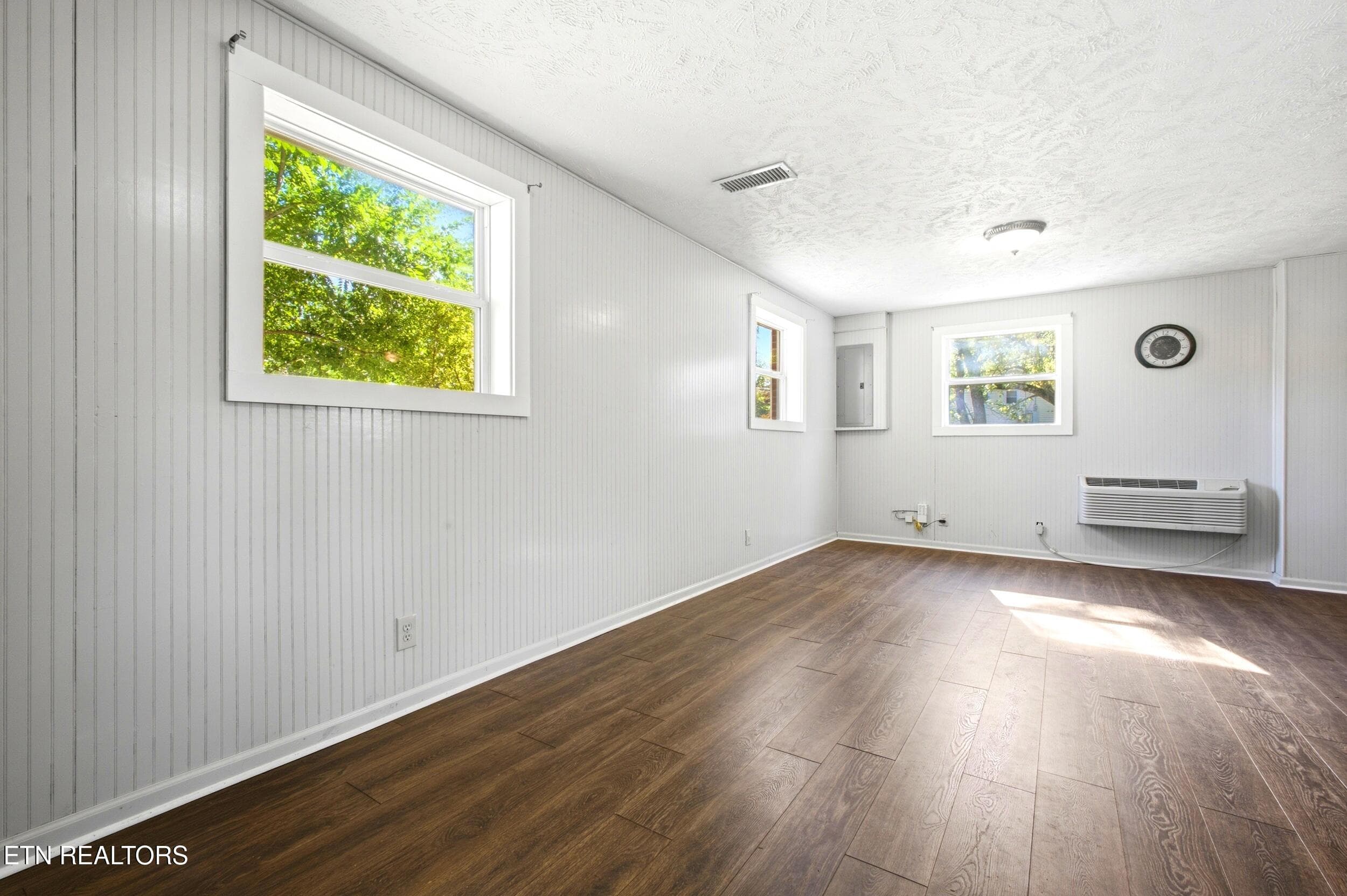 4417 Silverhill Drive, Knoxville - 4417 Silverhill Drive, Knoxville, TN 37921, Knoxville