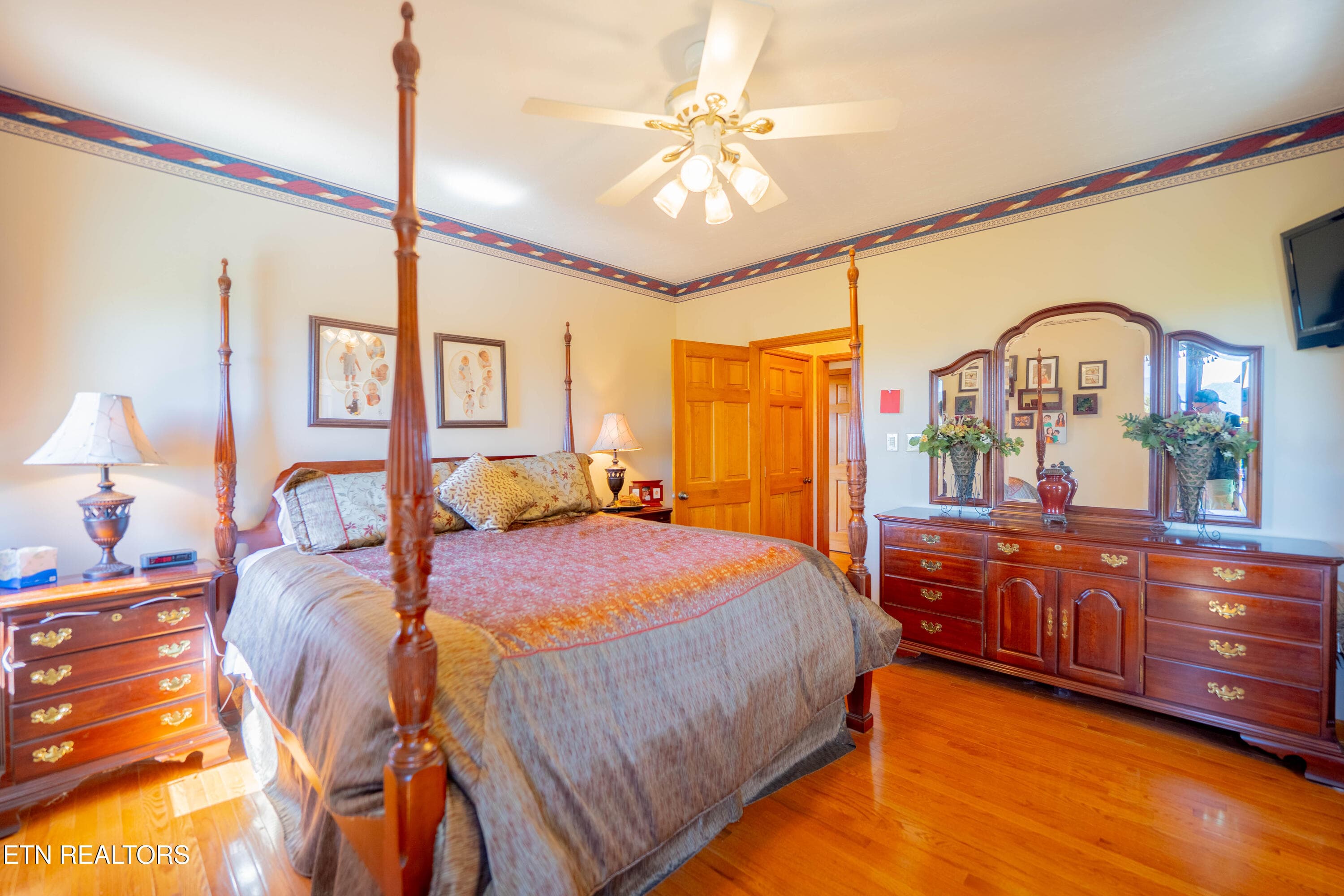Primary on The Main - 310 Teague, Sevierville, TN 37862, Sevierville