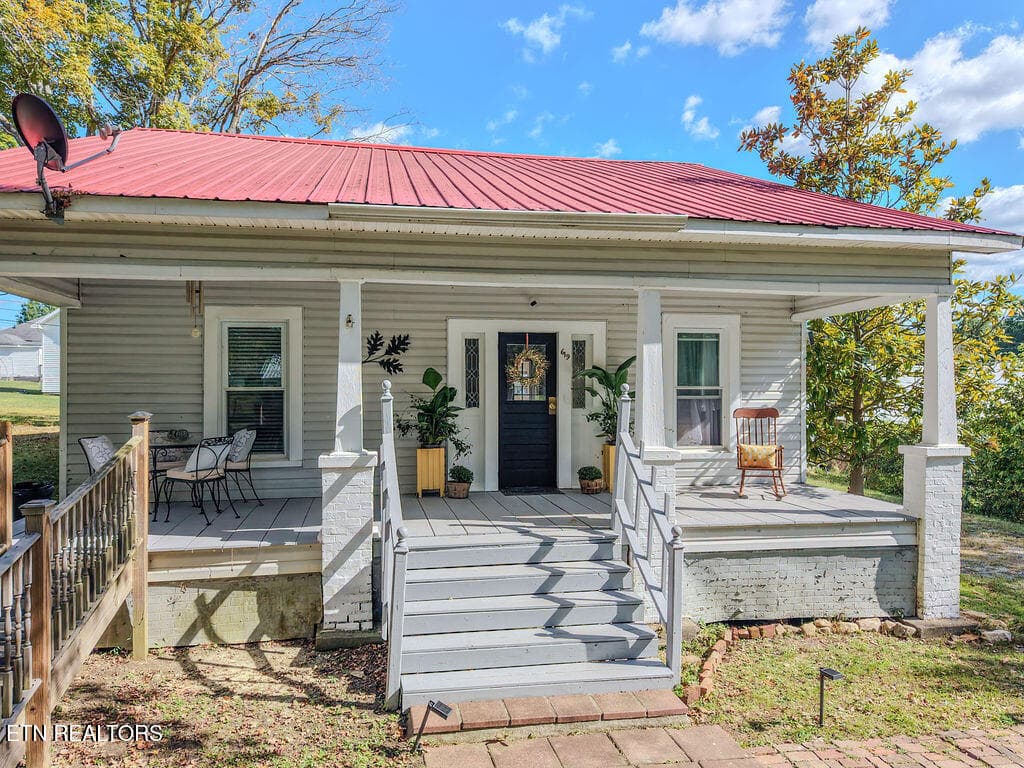 DJI_20261006153837_0071_D - 619 Indiana Ave, Etowah, TN 37331, Etowah