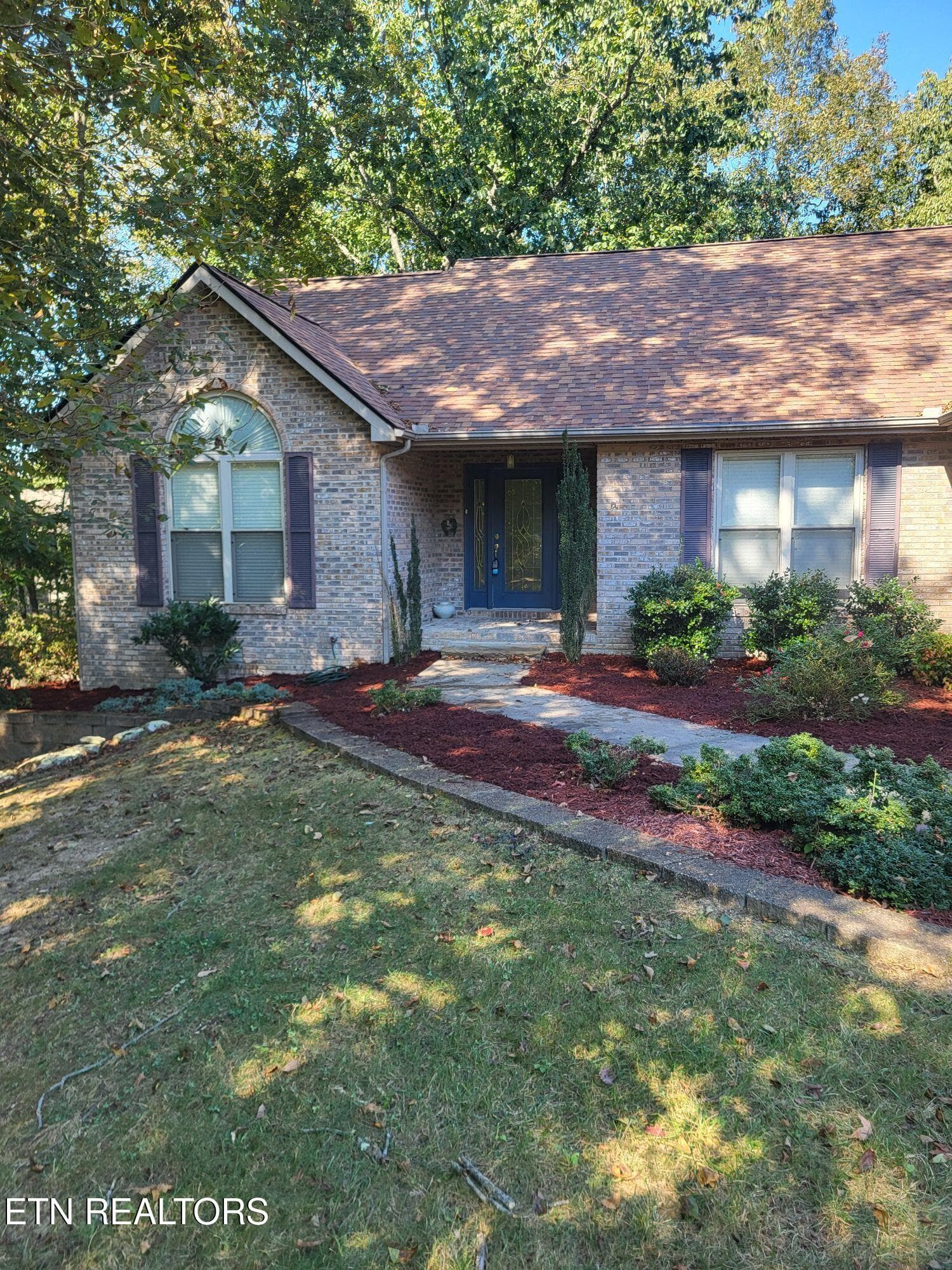 183 Trentwood Drive, Crossville, TN 38558