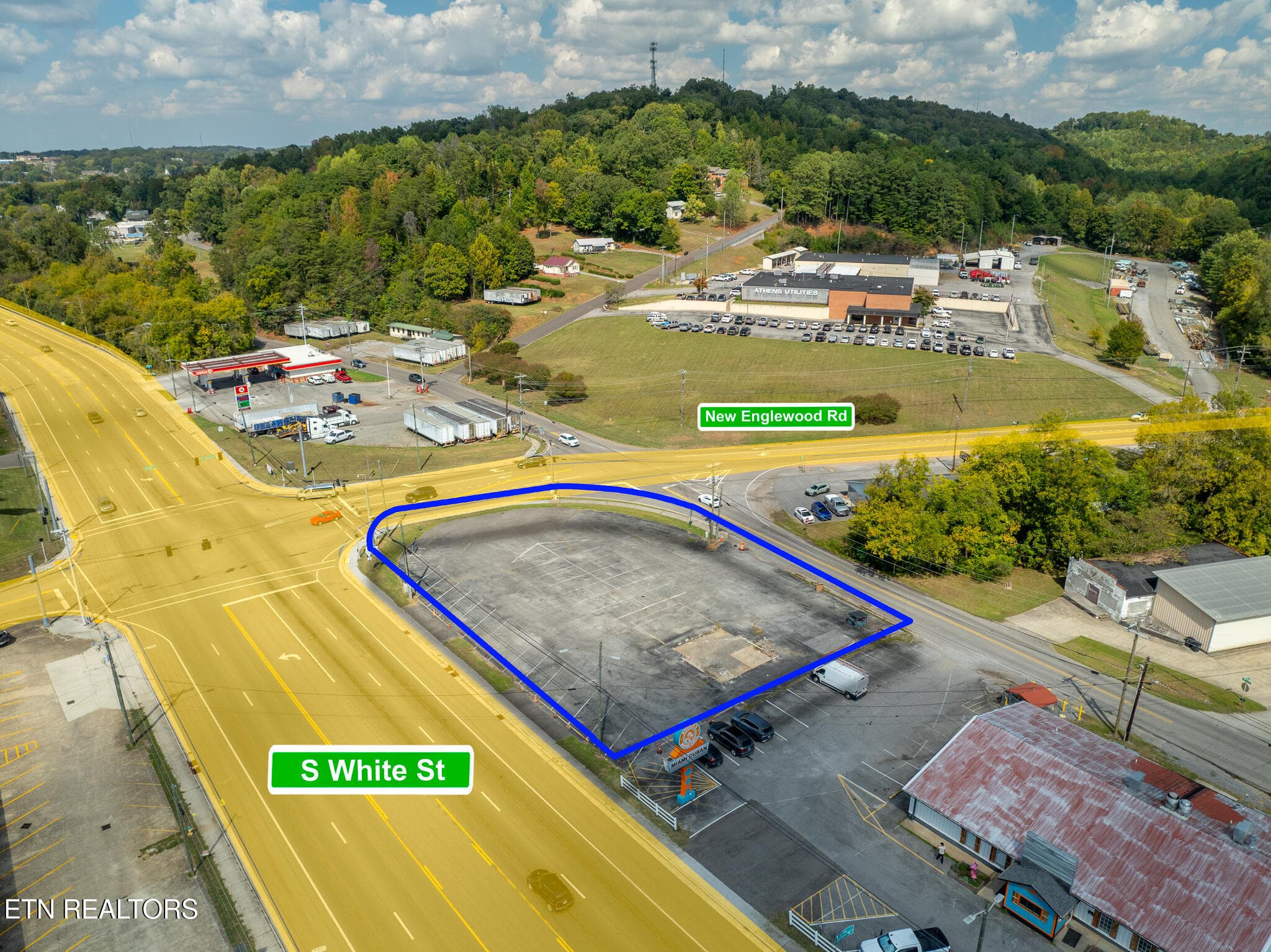 709 S White Street St, Athens, TN 37303