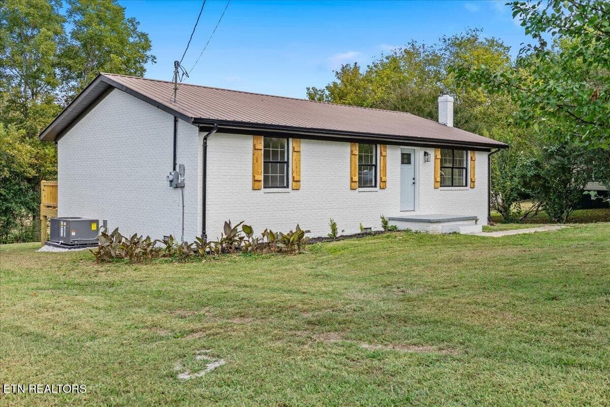 04-129 Harlen Daugherty St-24 - 129 Harlen Daugherty Street, Englewood, TN 37329, Englewood
