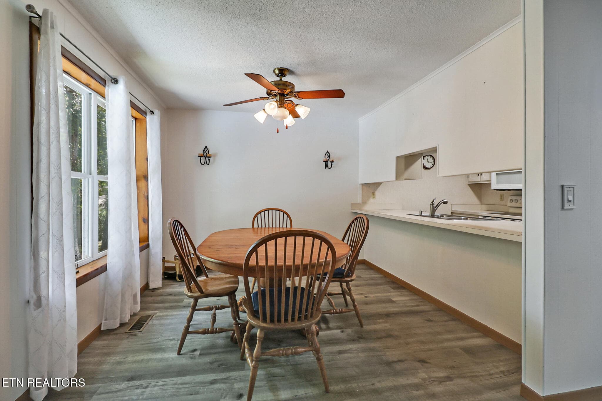 n44a2038-n44a2042 - 22 Woodland Terrace, Crossville, TN 38558, Crossville
