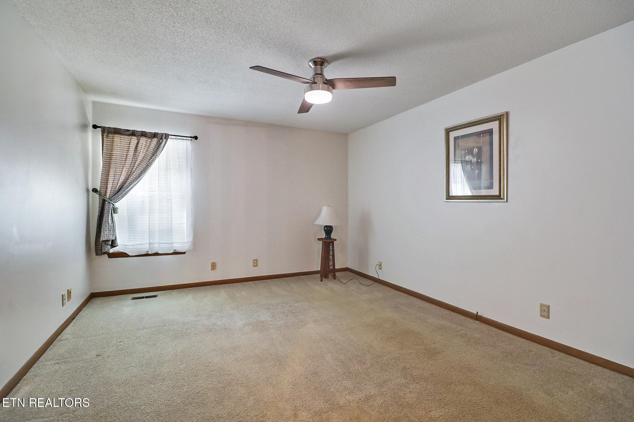 n44a2053-n44a2057 - 22 Woodland Terrace, Crossville, TN 38558, Crossville