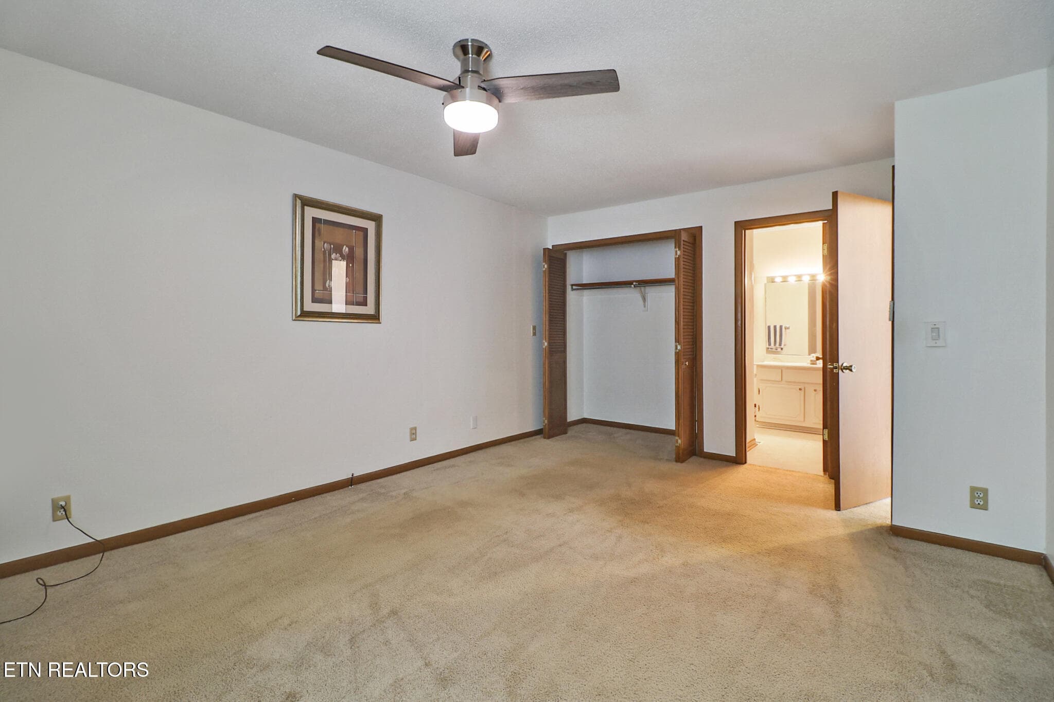 n44a2058-n44a2062 - 22 Woodland Terrace, Crossville, TN 38558, Crossville