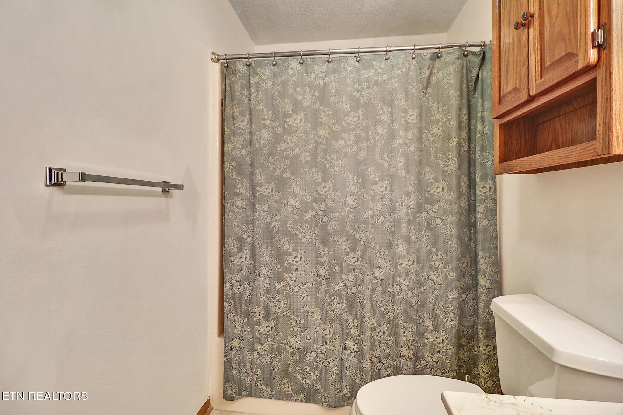 n44a2068-n44a2072 - 22 Woodland Terrace, Crossville, TN 38558, Crossville