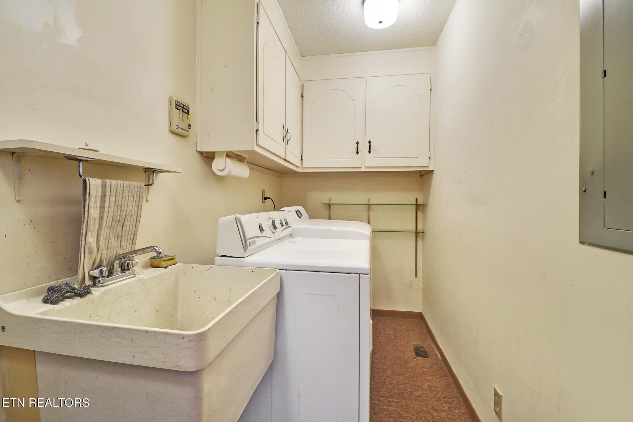 n44a2088-n44a2092 - 22 Woodland Terrace, Crossville, TN 38558, Crossville