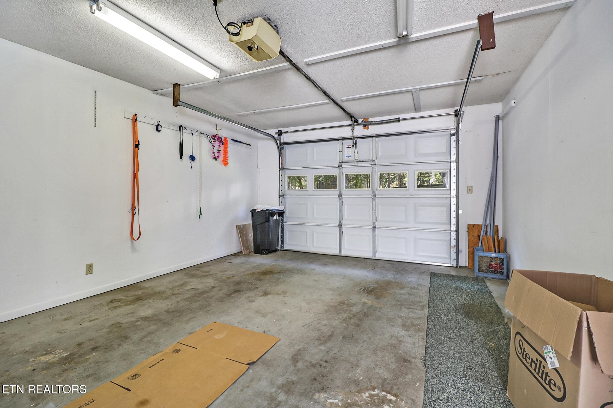 n44a2123-n44a2127 - 22 Woodland Terrace, Crossville, TN 38558, Crossville