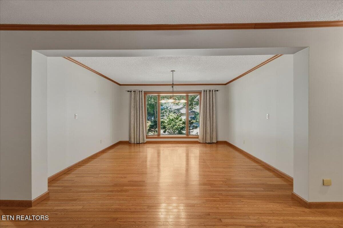 08-Dining Room - 309 Tigitsi Way, Loudon, TN 37774, Loudon