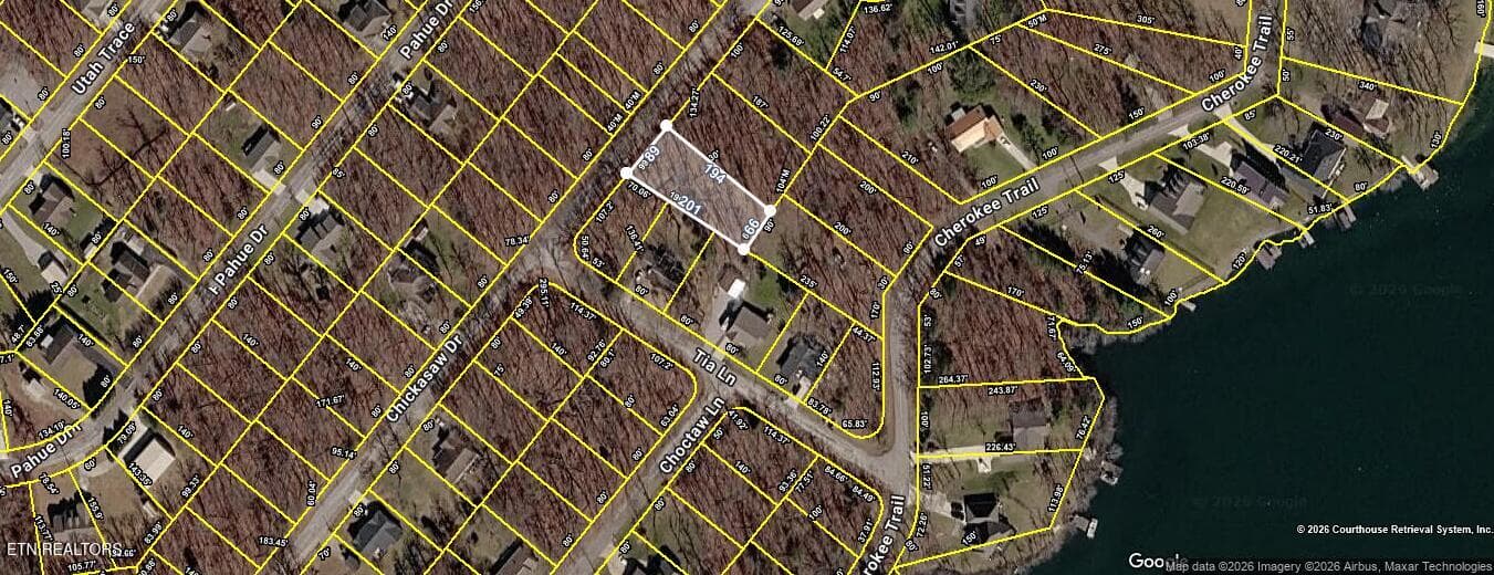 206 Chickasaw Dr - 206 Chickasaw Drive, Crossville, TN 38572, Crossville