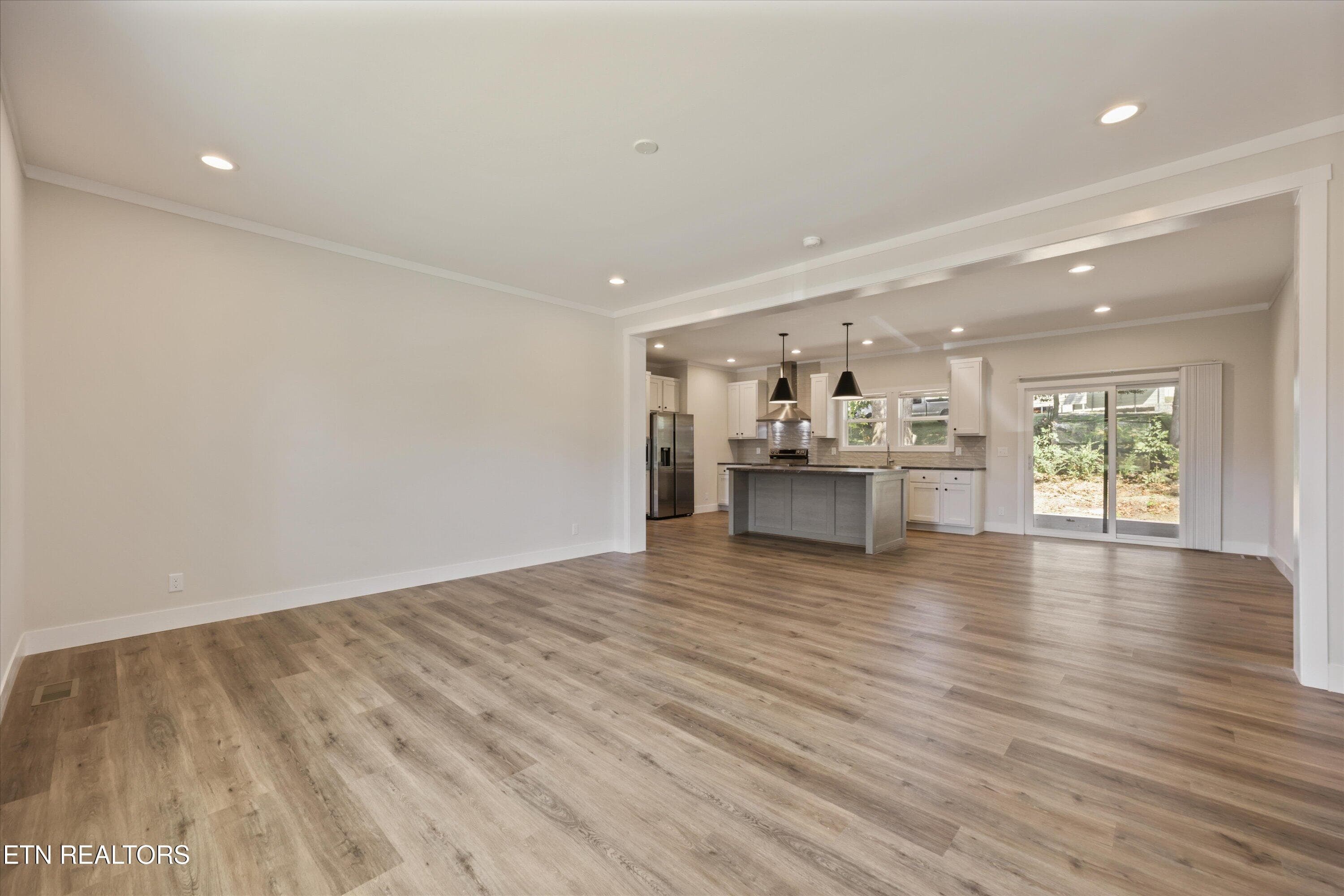 Living Room - 106 Federal Ferry Circle, Vonore, TN 37885, Vonore