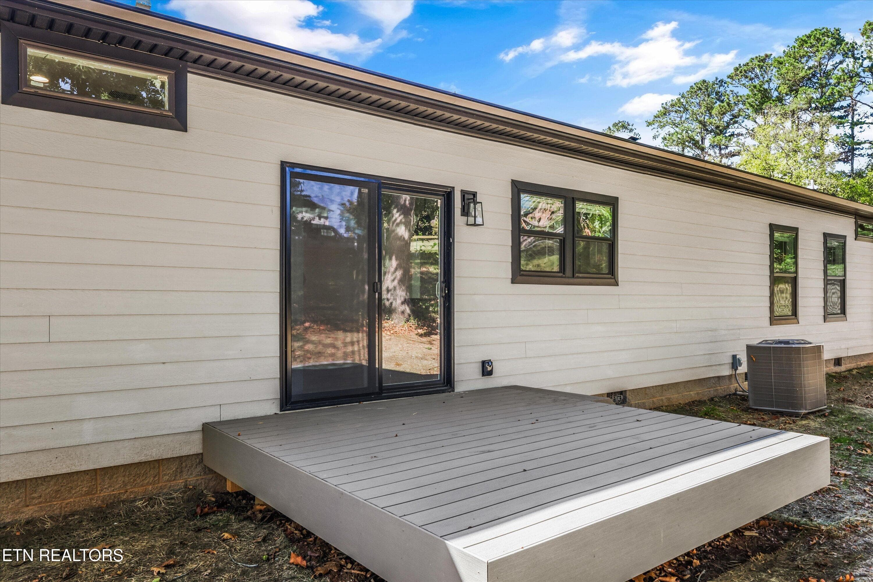Patio - 106 Federal Ferry Circle, Vonore, TN 37885, Vonore