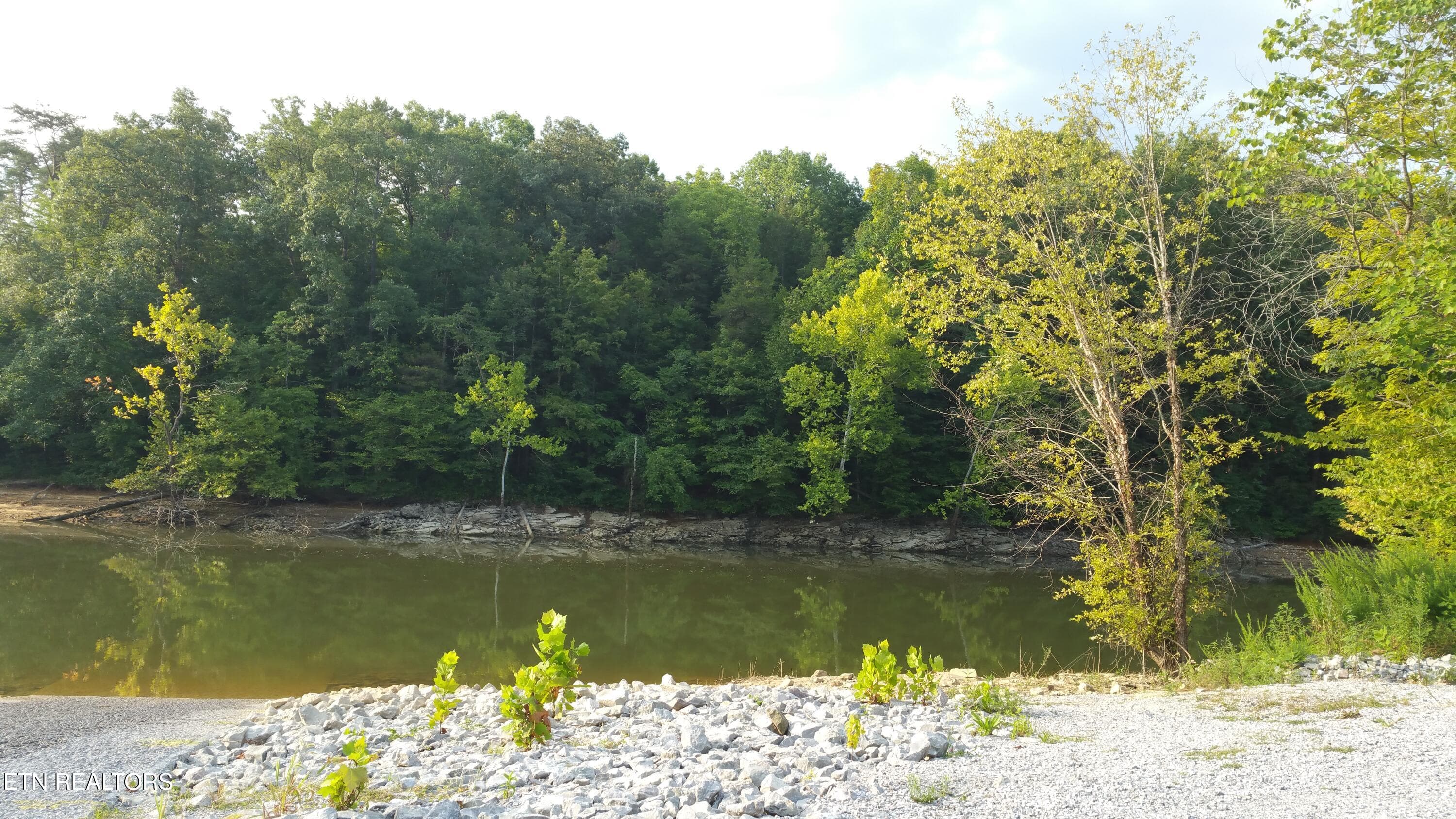 Public Boat Launch - lot1,2,2,3 Bluff Trace, Jacksboro, TN 37757, Jacksboro