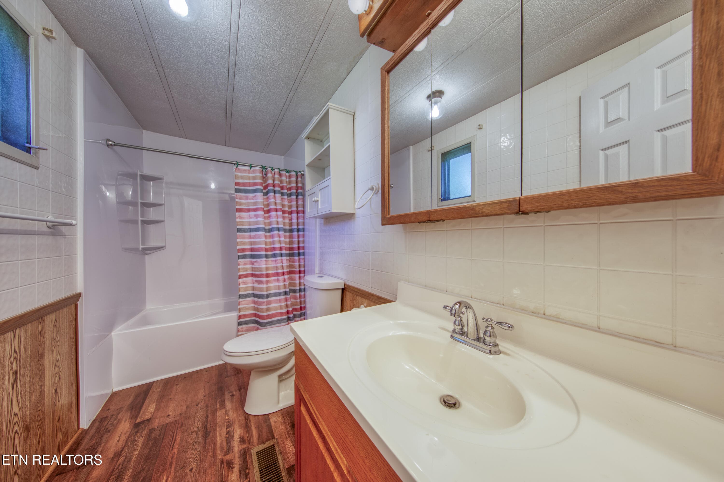 0H3A6667_87 - 7008 E Emory Rd, Knoxville, TN 37938, Knoxville