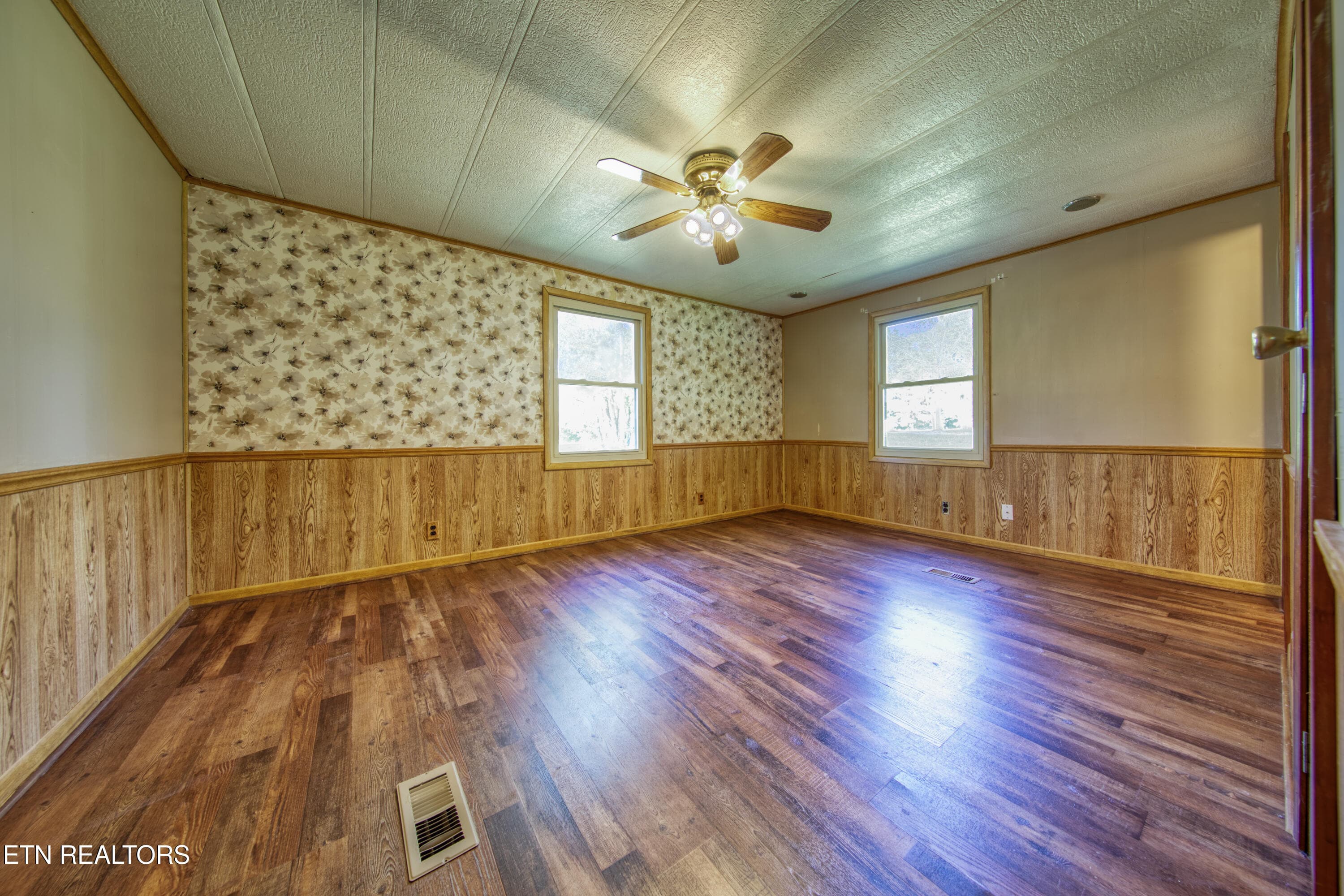 0H3A6661_85 - 7008 E Emory Rd, Knoxville, TN 37938, Knoxville