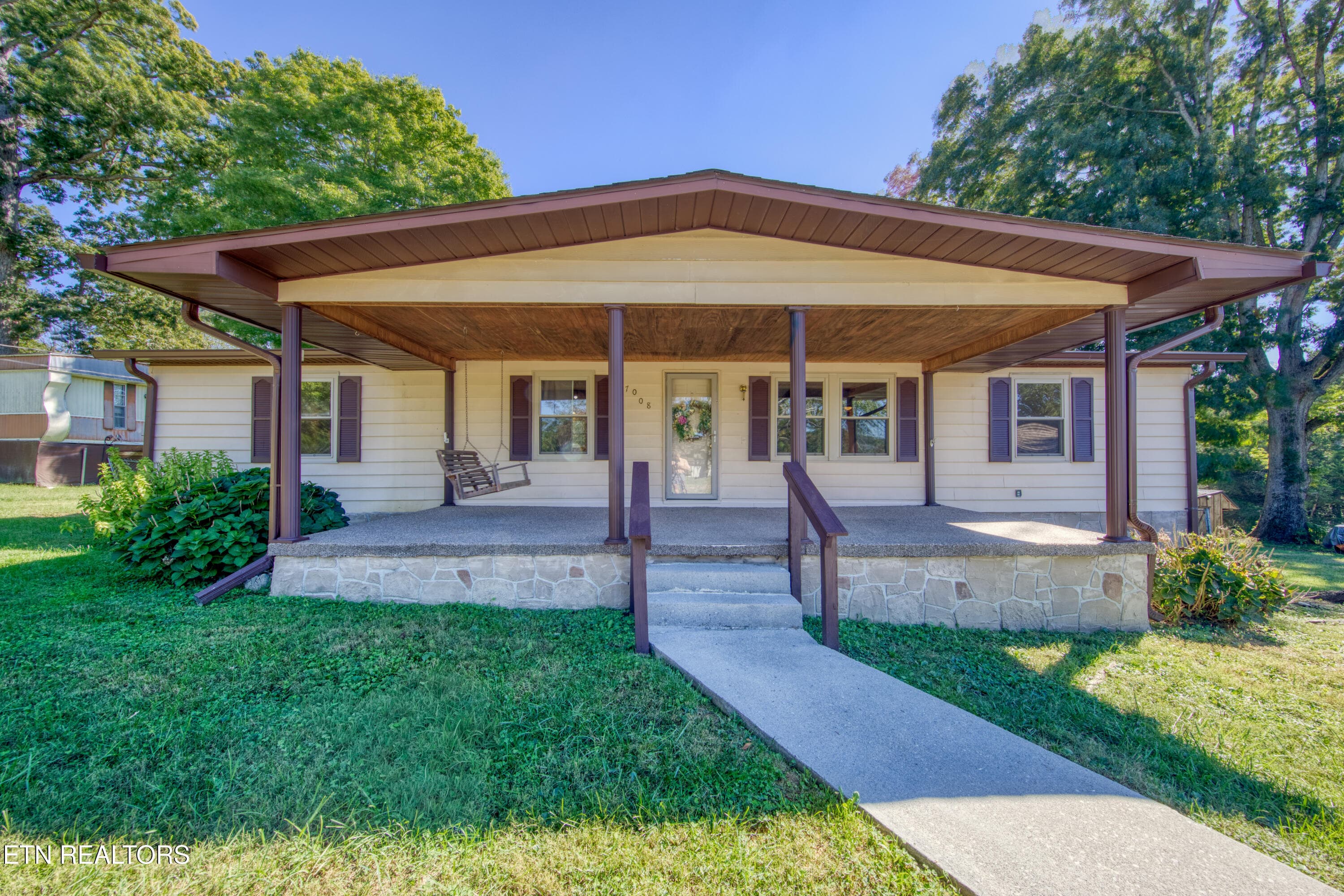 0H3A6616_74 - 7008 E Emory Rd, Knoxville, TN 37938, Knoxville
