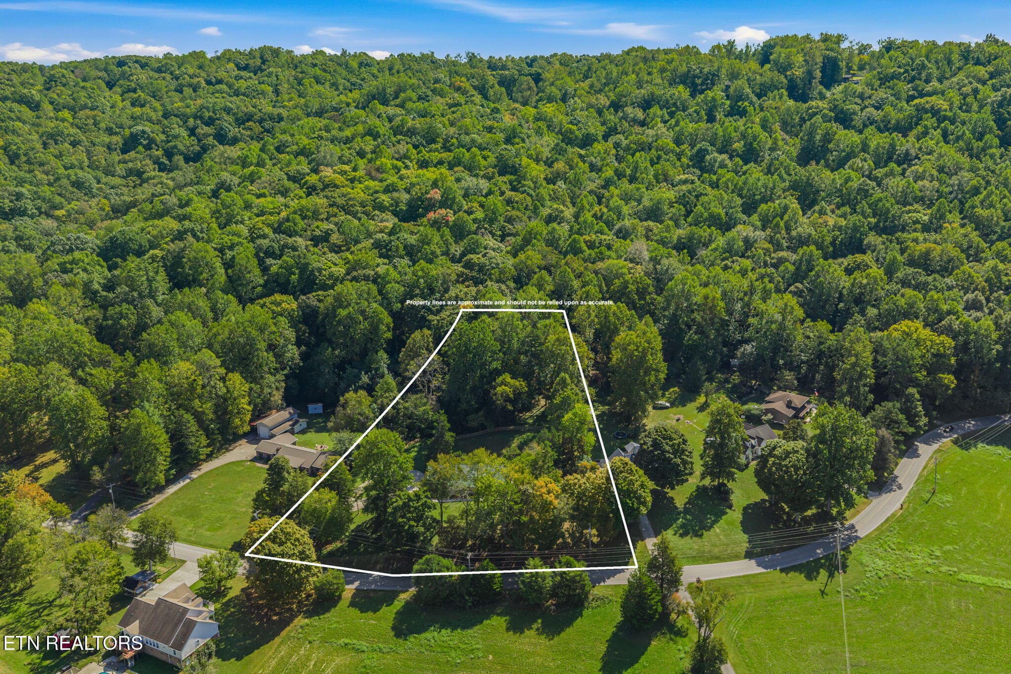 large-01a1175b-7fd7-710f-a216-2e292d6bcd - 1034 Poplar Creek Rd, Oliver Springs, TN 37840