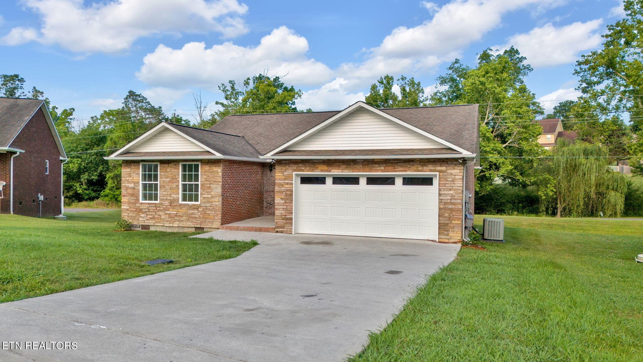 334 Joshua Landing Court, Seymour, TN 37865