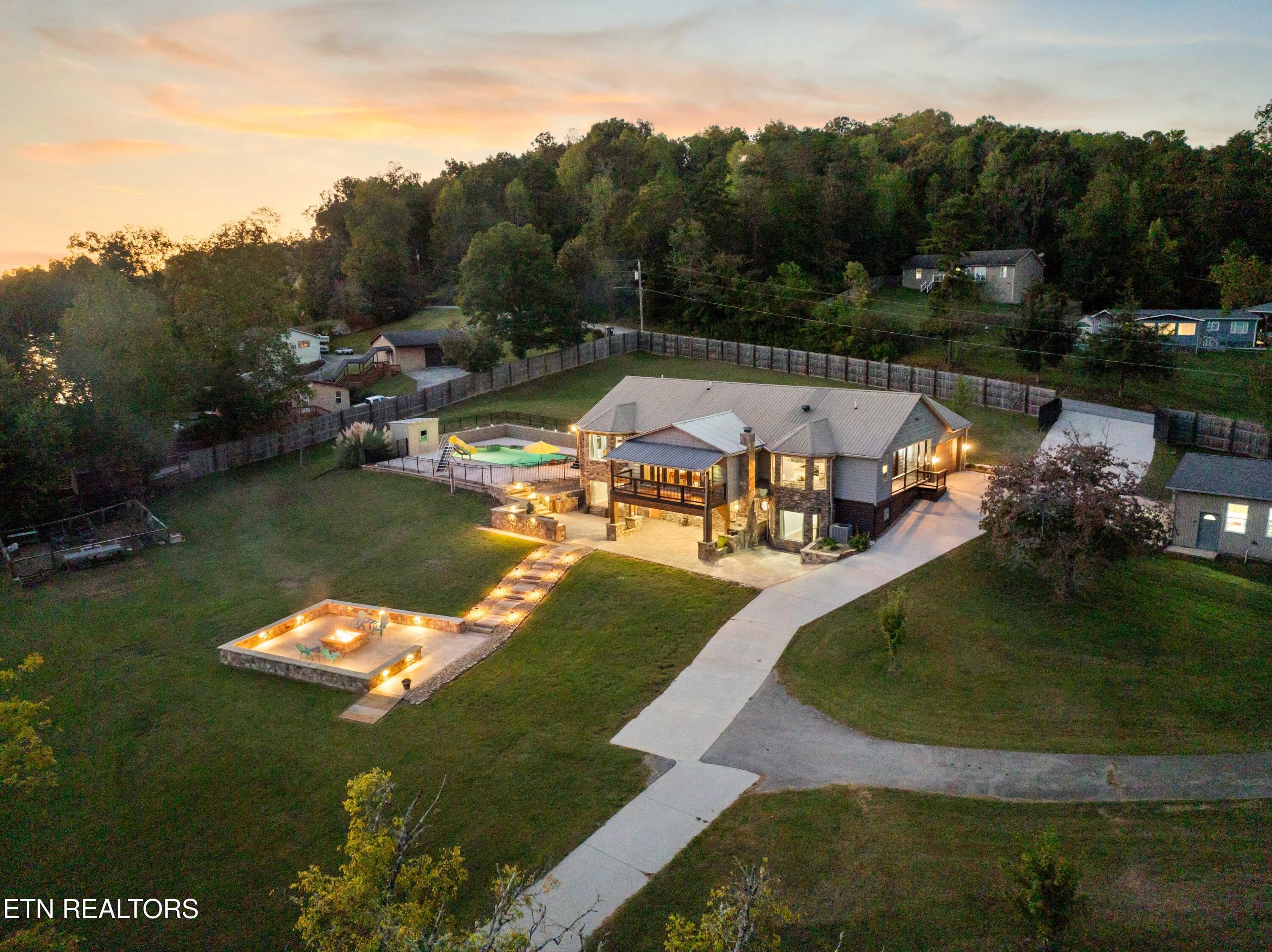 DJI_0080 - 274 Lakecrest Drive, Harriman, TN 37748, Harriman